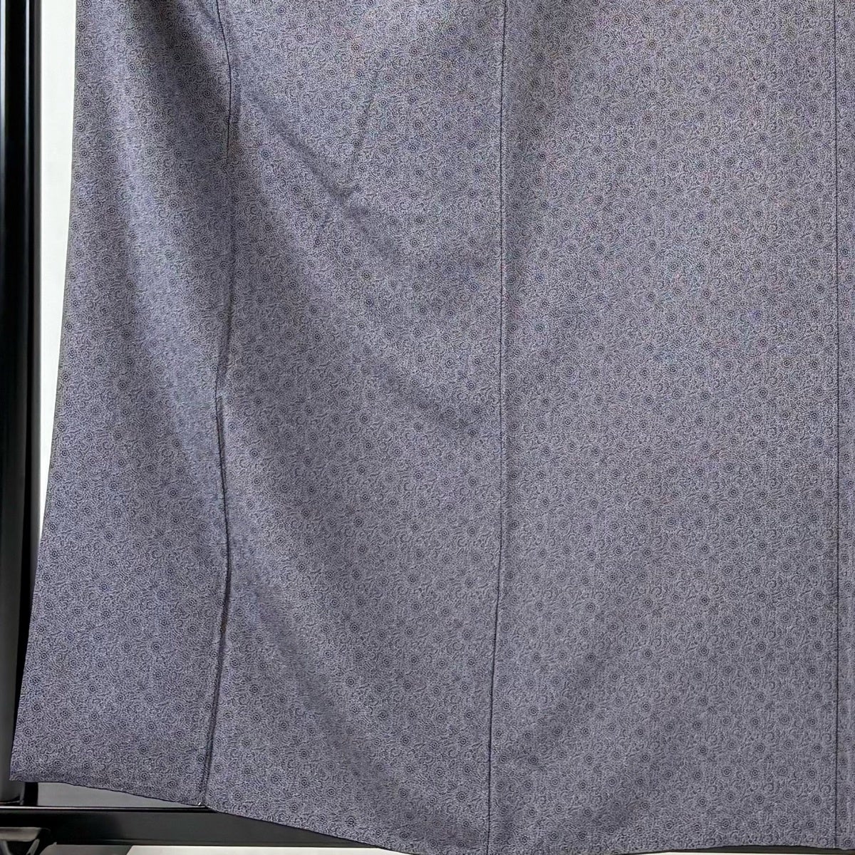 江戸小紋 身丈159.5cm 裄丈63cm 正絹 逸品 【中古】 美品】 江戸小紋 身丈159cm 裄丈65cm M 単衣 万筋 薄茶色 正絹 名品