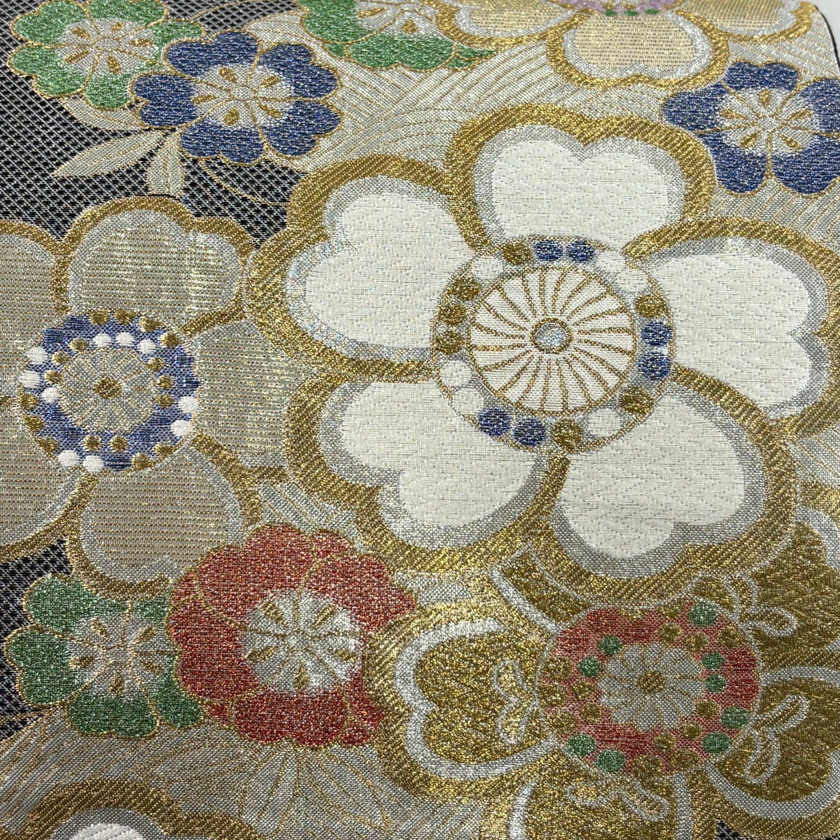 袋帯 秀品 振袖向き 花吹雪 桜 波 金銀糸 箔 黒灰 六通 正絹｜中古