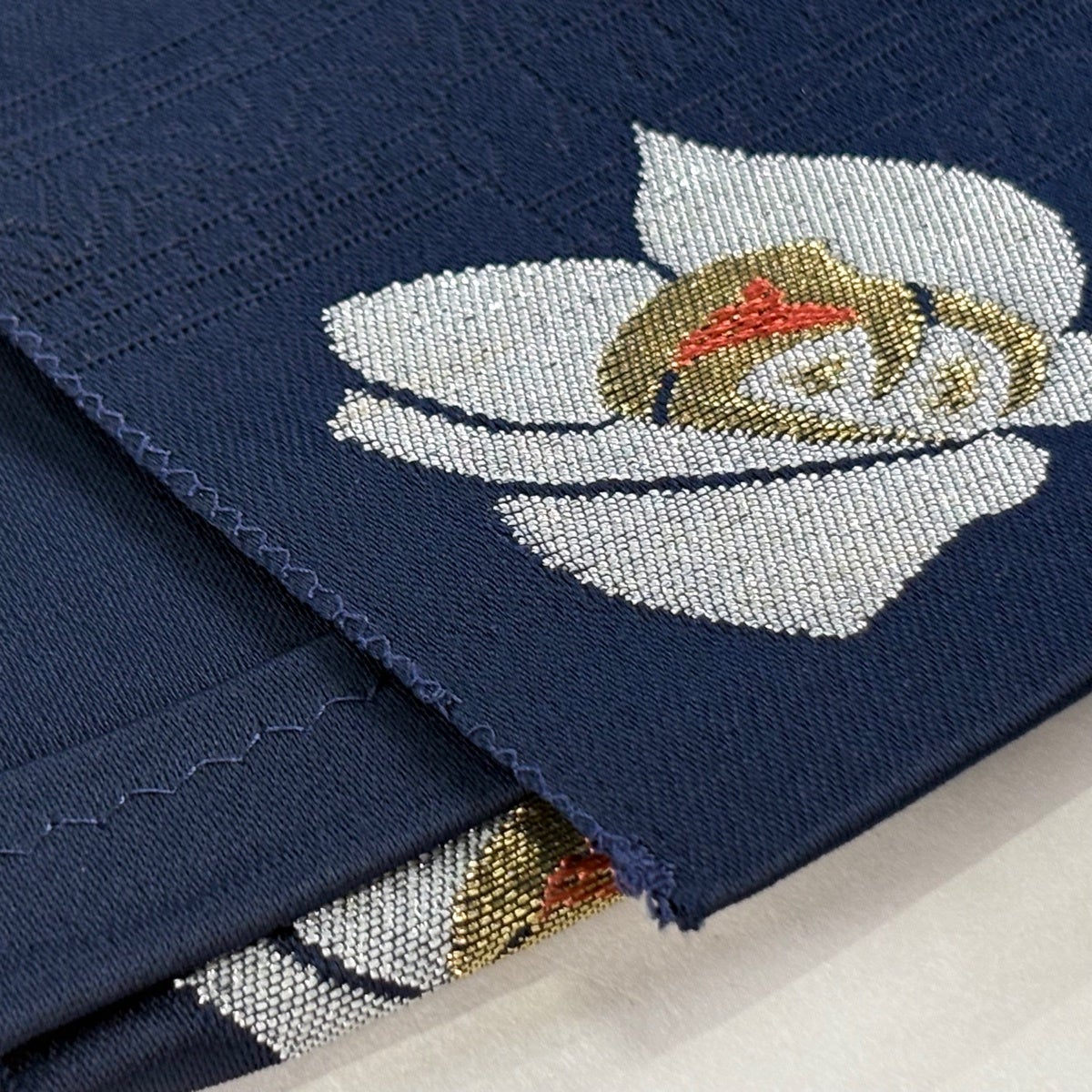 名古屋帯 優品 花 金銀糸 紺色 正絹|中古・古着・リサイクル着物通販 名古屋帯 優品 花 金銀糸 紺色 正絹|中古・古着・リサイクル着物通販