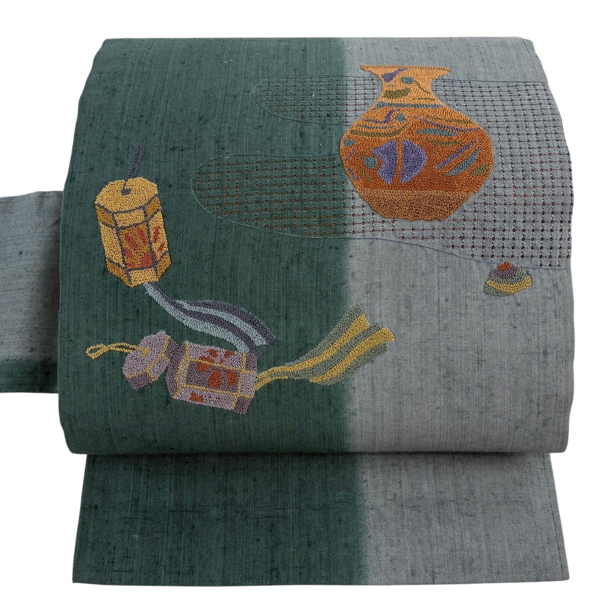 逸品　未使用品　和服帯　正絹　仙頭・相良刺繍　花模様　(紬)名古屋帯　早い者勝ち 名古屋帯 未使用 正絹 紬 九寸 型絵染 型染 朱・緋色 えんじ色 臙脂色