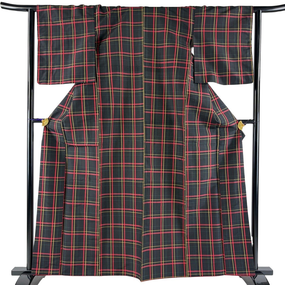 紬 身丈165.5cm 裄丈64cm M 袷 格子 幾何学 墨色 正絹 優品｜中古