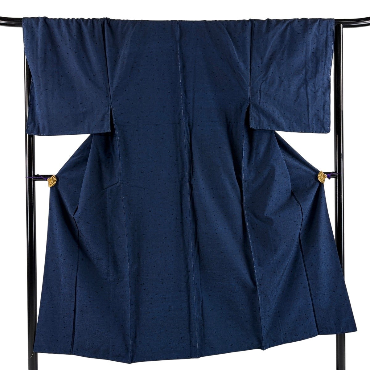 男着物 美品 秀品 身丈144.5cm 裄丈70cm 正絹 【中古】 男着物 身丈145.5cm 裄丈70cm M 袷 紬 縞 幾何学 紺色 正絹 秀品｜中古