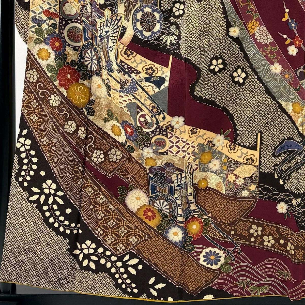振袖 身丈157.5cm 裄丈61cm 正絹 美品 秀品 【中古】 振袖 身丈157.5cm 裄丈62cm S 袷 花車 枝梅 金糸 金彩 クリーム 正絹