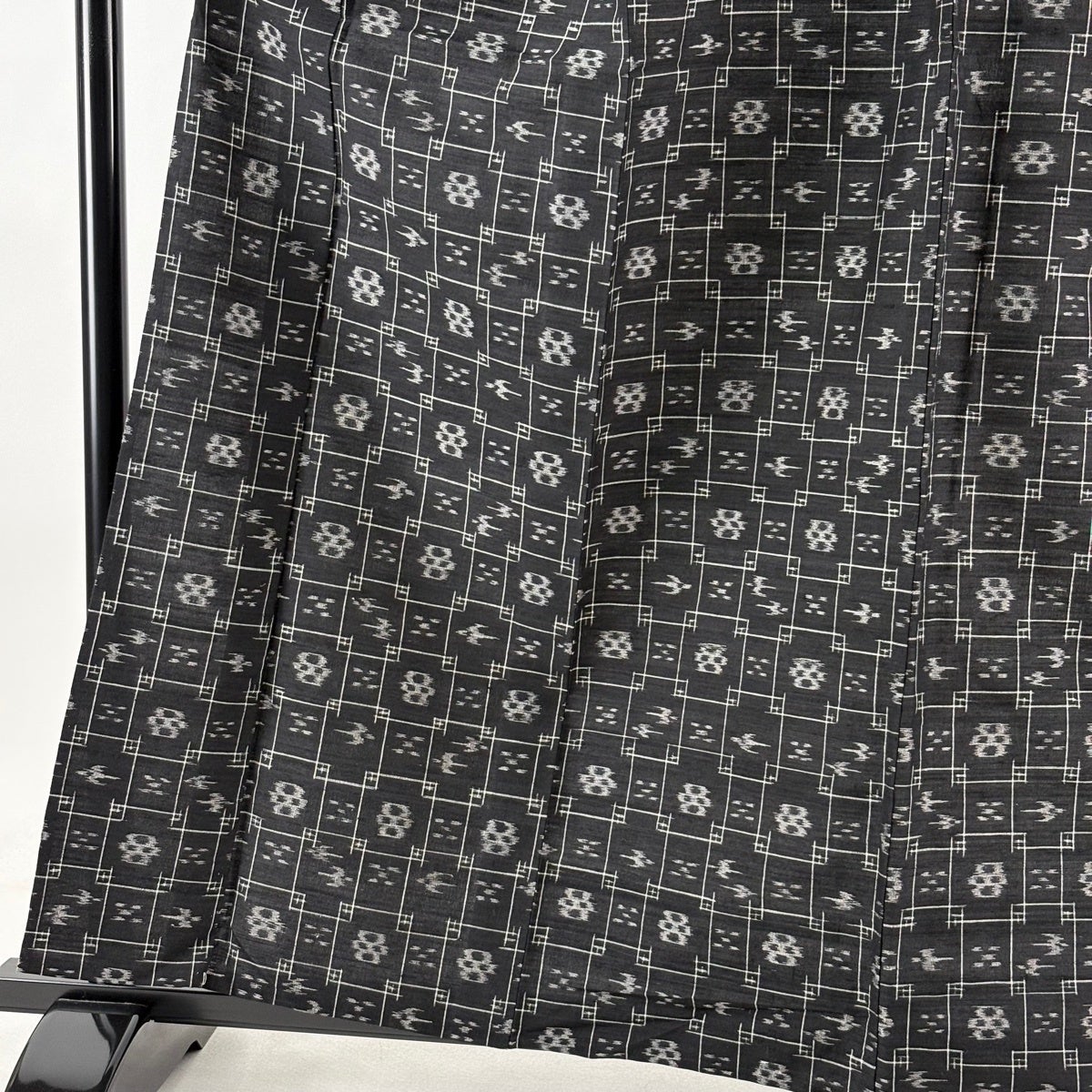 紬 身丈160cm 裄丈65cm 正絹 名品 【中古】 紬 身丈160cm 裄丈65cm 正絹 名品 【中古】の通販 by バイセル ラクマ