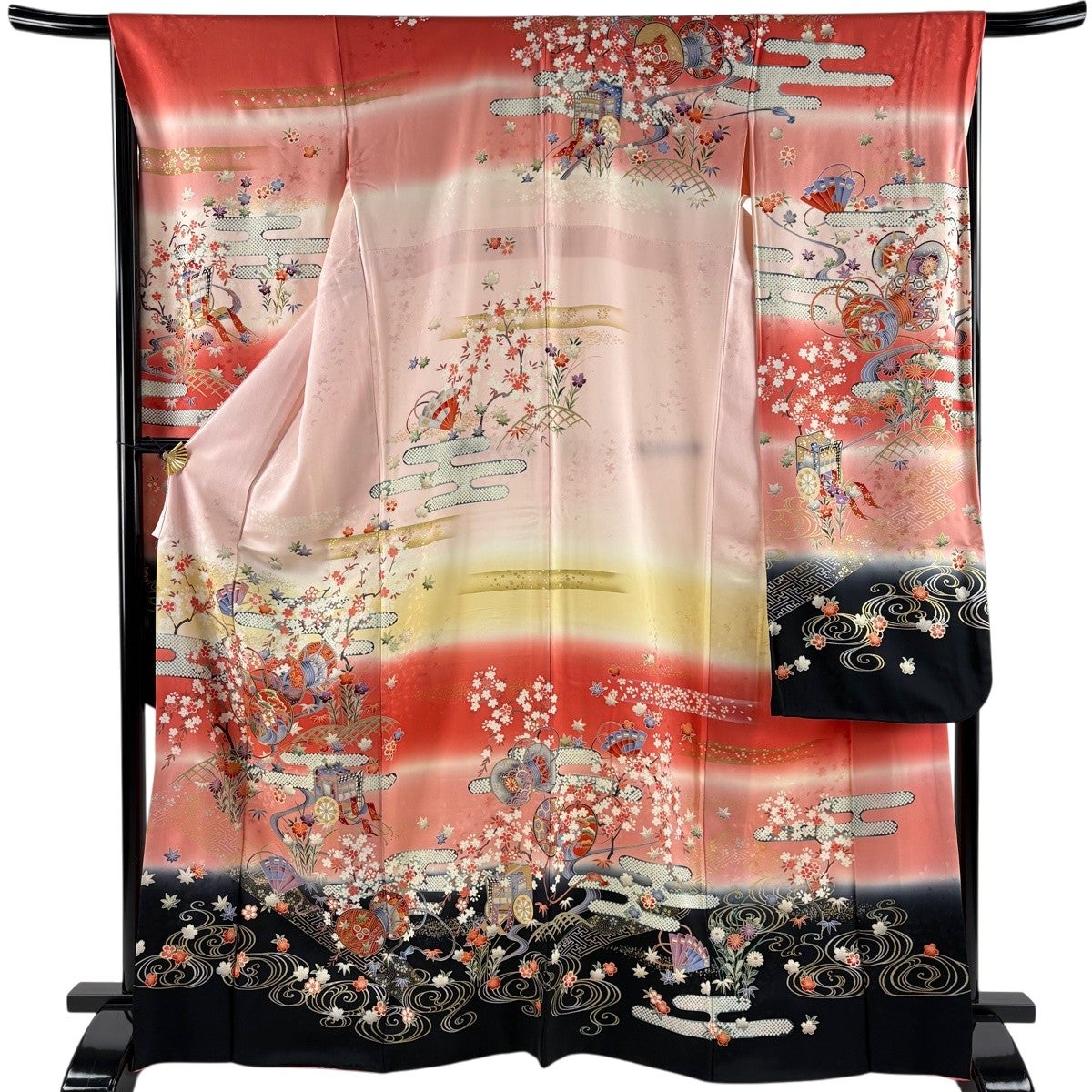振袖 身丈166cm 裄丈68.5cm 正絹 逸品 【中古】 振袖 身丈166cm 裄丈68.5cm L 袷 蝶 草花 金彩 銀通し 紫 正絹 逸品