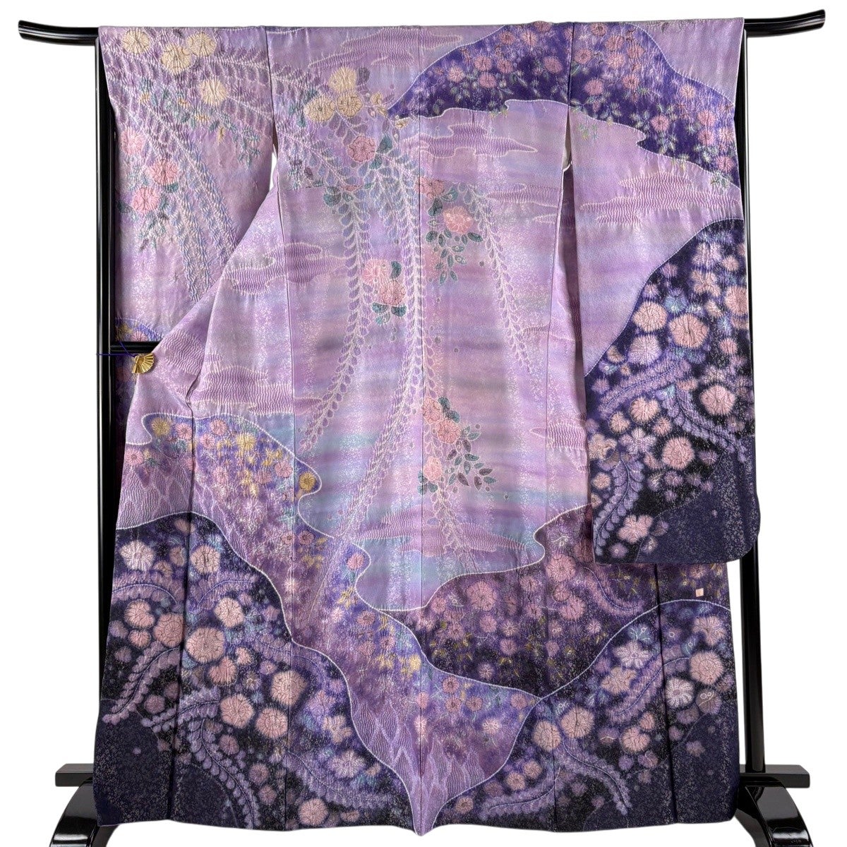 振袖 身丈168cm 裄丈67cm 正絹 逸品 【中古】 振袖 身丈168cm 裄丈67cm M 袷 落款あり 辻が花 霞 銀通し ぼかし 薄紫