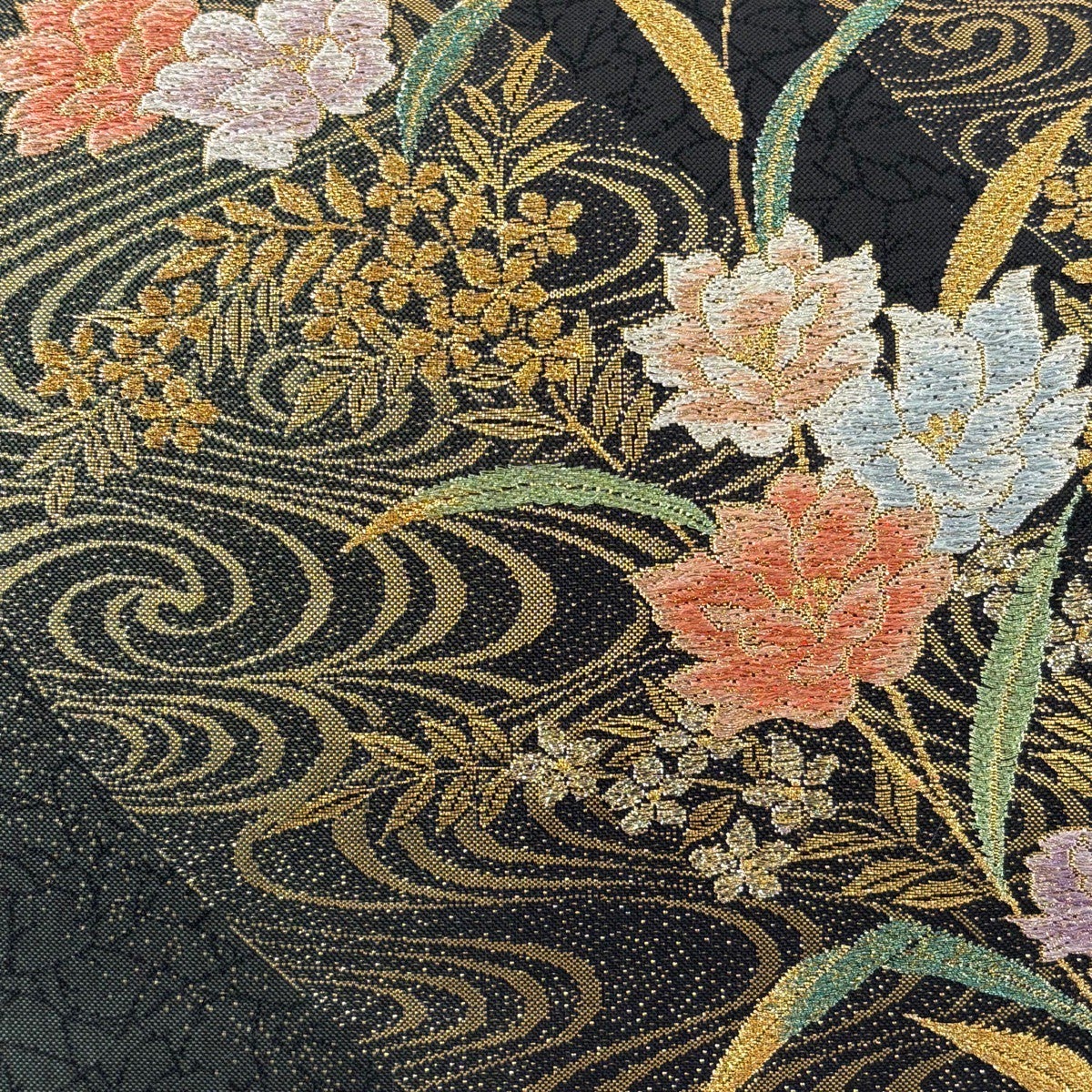袋帯 流水に花々紋様 黄緑ｘ金色 金糸 六通柄 正絹 仕立て上がり 着物帯 長さ440cm 【キモノオフ野々市若松店】 美品】 袋帯 秀品 草花 流水 金糸 箔 深緑 六通 正絹｜中古・古着