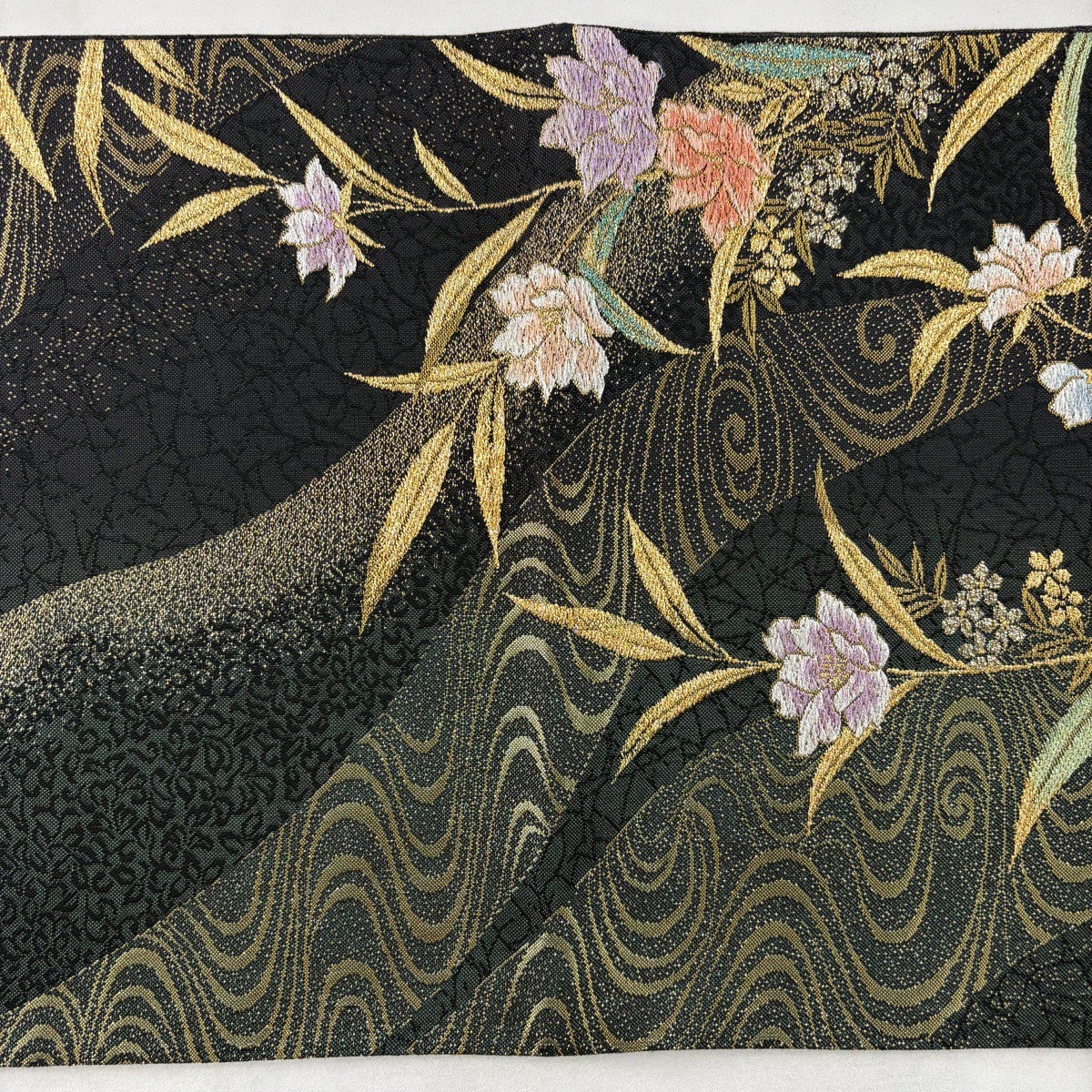 美品】 袋帯 秀品 草花 流水 金糸 箔 深緑 六通 正絹｜中古・古着