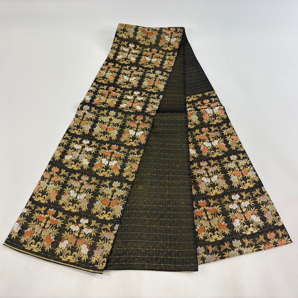美品】 袋帯 秀品 関西仕立て 桐竹鳳凰段変文 金糸 箔 墨色 六通 正絹 美品】 袋帯 秀品 関西仕立て 桐竹鳳凰段変文 金糸 箔 墨色 六通 正絹