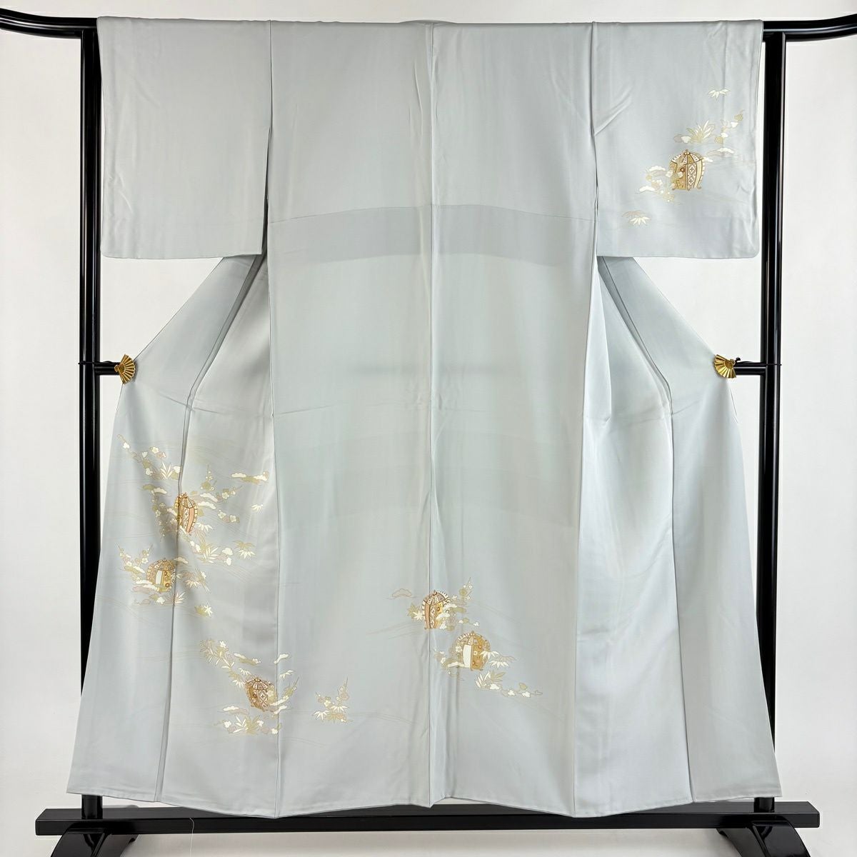 付下げ 身丈158cm 裄丈64cm M 袷 草花 幾何学 絞り 刺繍 灰色 正絹 秀