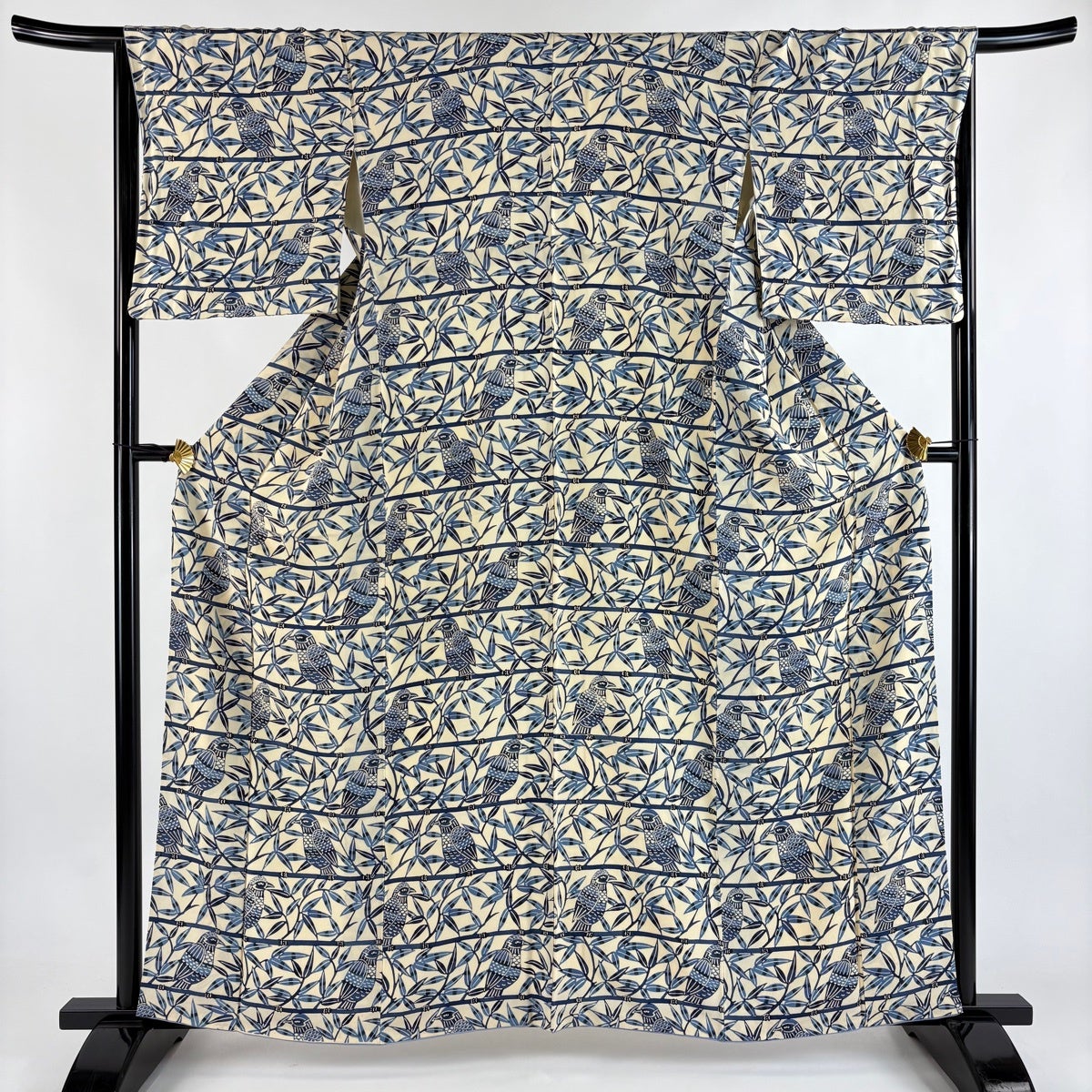 小紋 身丈161cm 裄丈67.5cm L 袷 紬地 向かい鶴 菱 紫 正絹 秀品｜中古