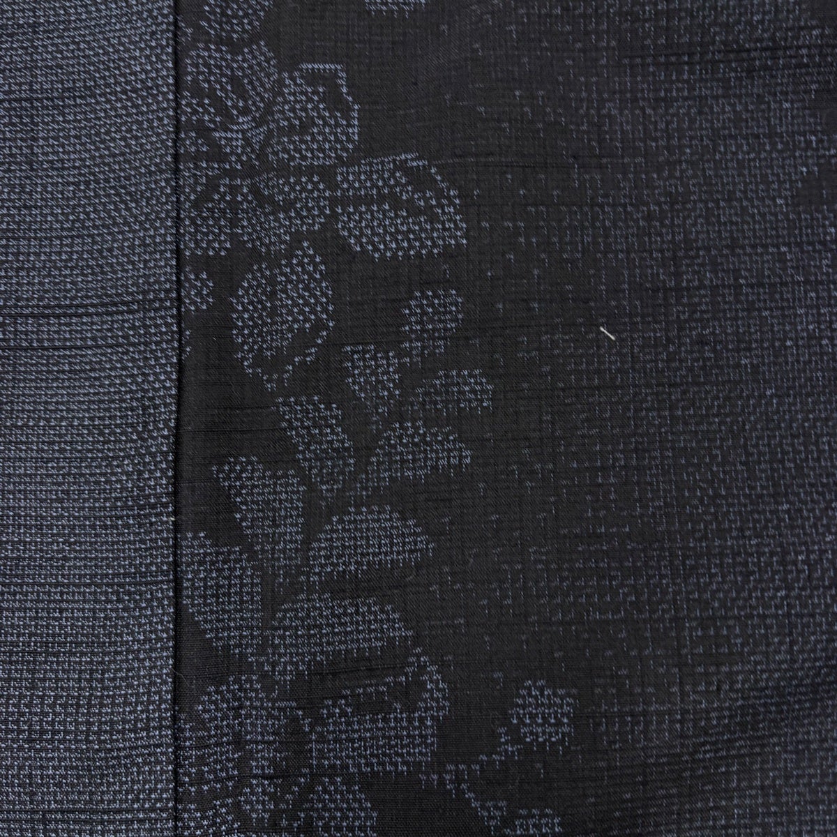 美品】 紬 身丈170.5cm 裄丈68cm L 袷 草花 紺色 正絹 名品｜中古