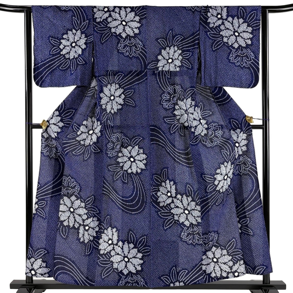 浴衣 身丈158cm 裄丈63cm S 絞り浴衣 草花 流水 藍色 綿 名品｜中古
