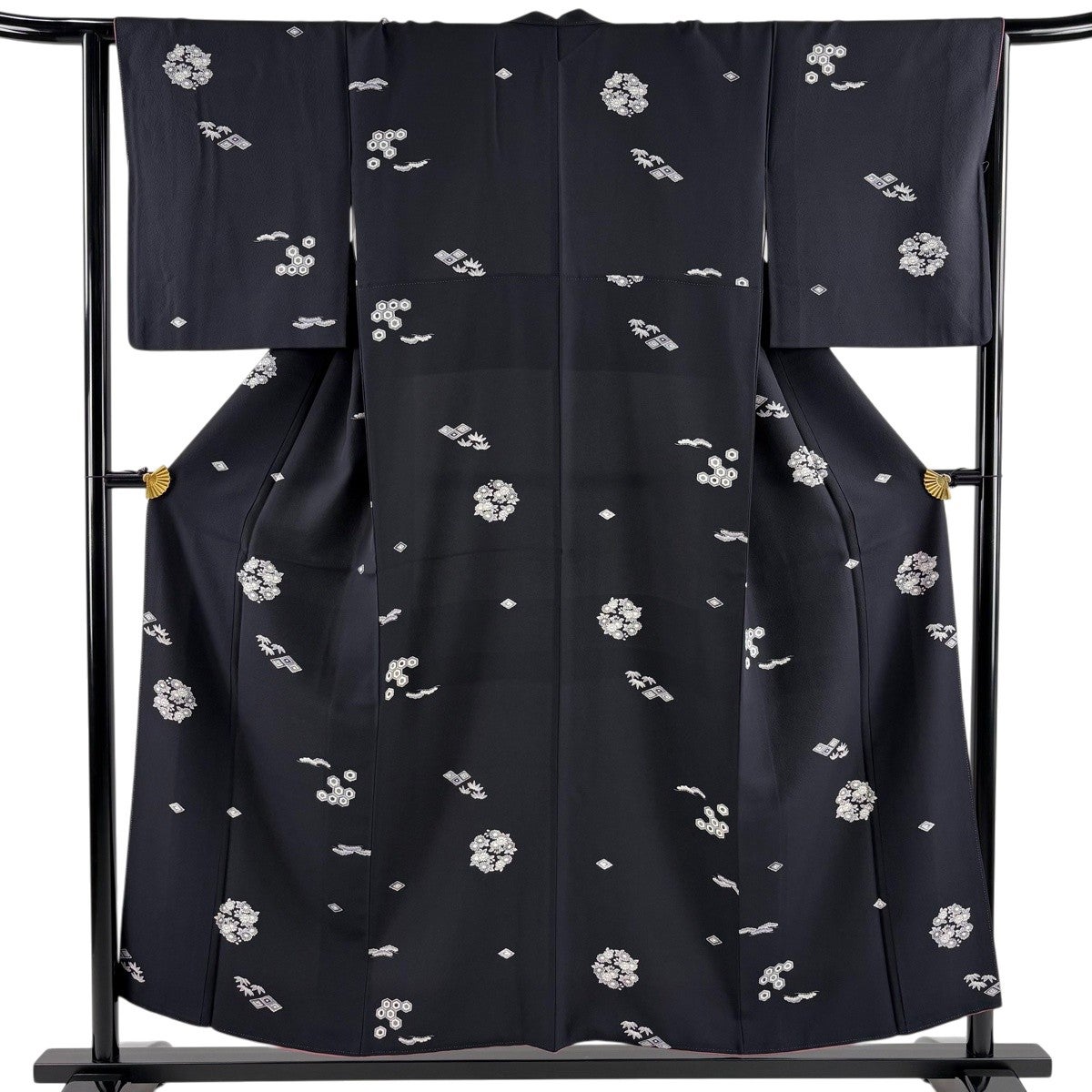美品】 小紋 身丈156.5cm 裄丈66cm M 袷 斉藤三才 やまと 落款あり 美品】 小紋 身丈156.5cm 裄丈66cm M 袷 斉藤三才 やまと 落款あり