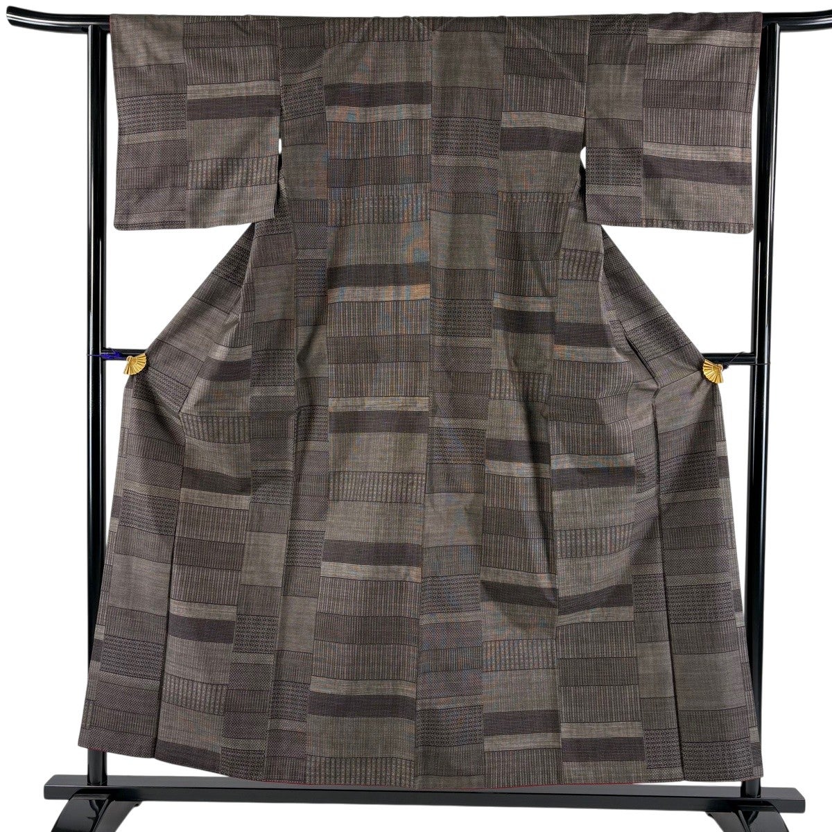 紬 身丈159cm 裄丈63cm 正絹 秀品 【中古】 美品】 紬 身丈159cm 裄丈63cm 正絹 秀品 【中古】の通販 by バイセル