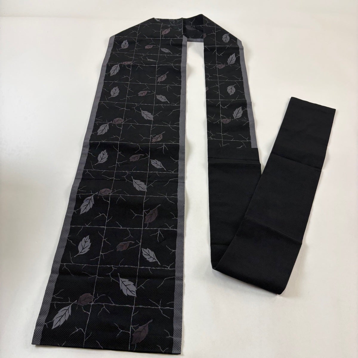 名古屋帯 秀品 八寸名古屋帯 葉 格子 黒 正絹｜中古・古着・リサイクル
