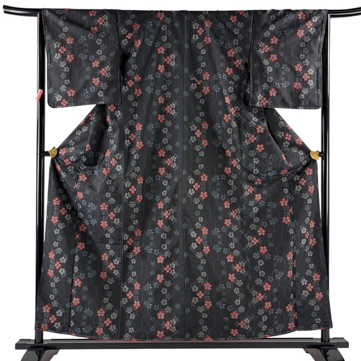 紬 身丈157cm 裄丈67cm 正絹 美品 名品 【中古】 紬 身丈157cm 裄丈65cm M 袷 幾何学ー 焦茶色 正絹 秀品｜中古・古着