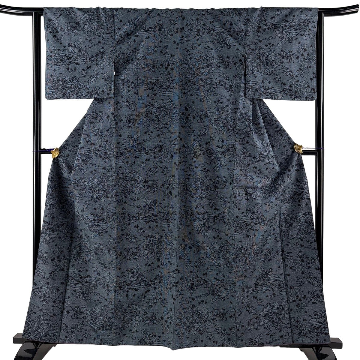 【美品】 紬 身丈161.5cm 裄丈65.5cm 正絹 秀品 【中古】 美品】 紬 身丈161.5cm 裄丈63cm S 袷 青灰色 正絹 秀品 一つ紋｜中古