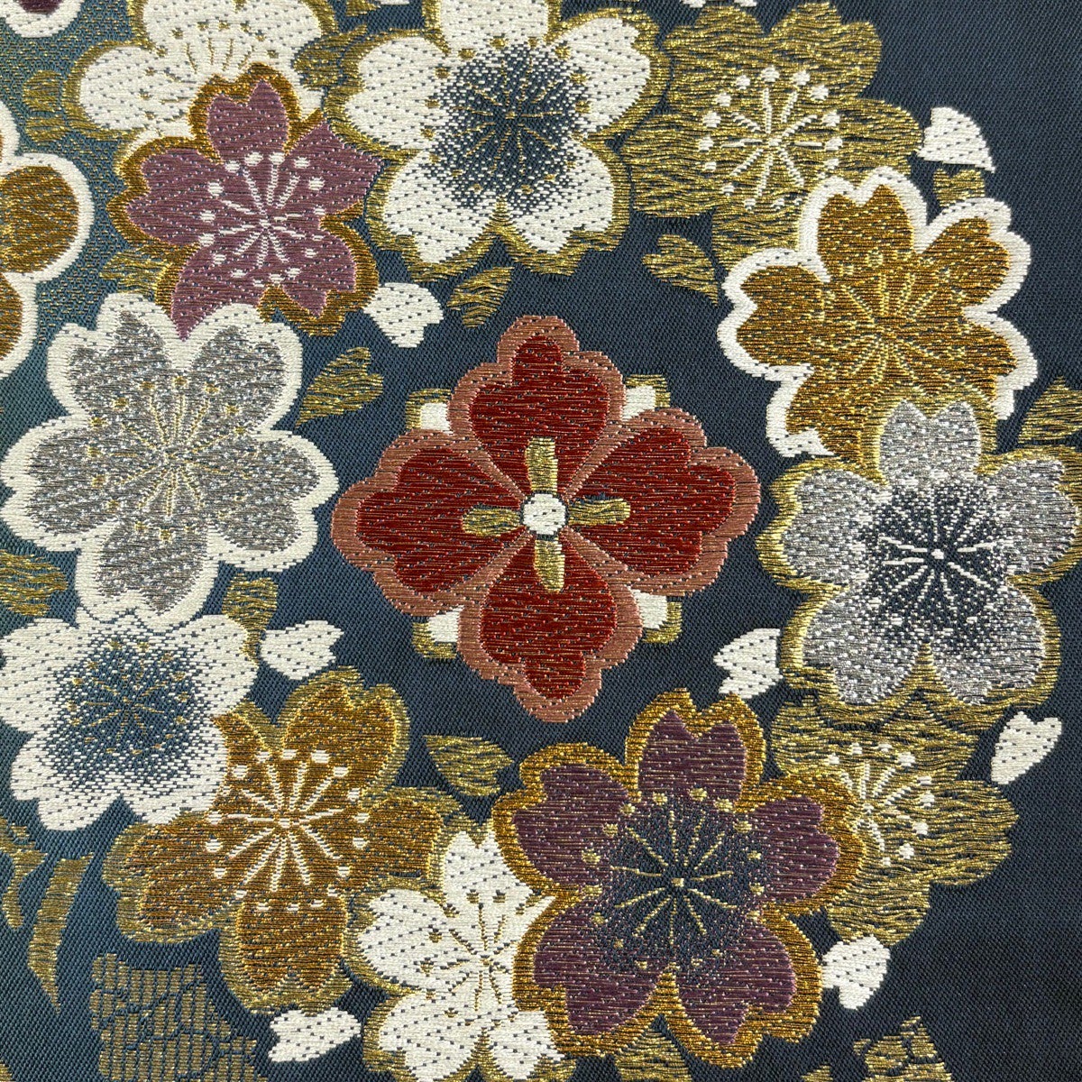 美品】 袋帯 秀品 振袖向き 華文 桜 金銀糸 刺繍 紺色 六通 正絹｜中古