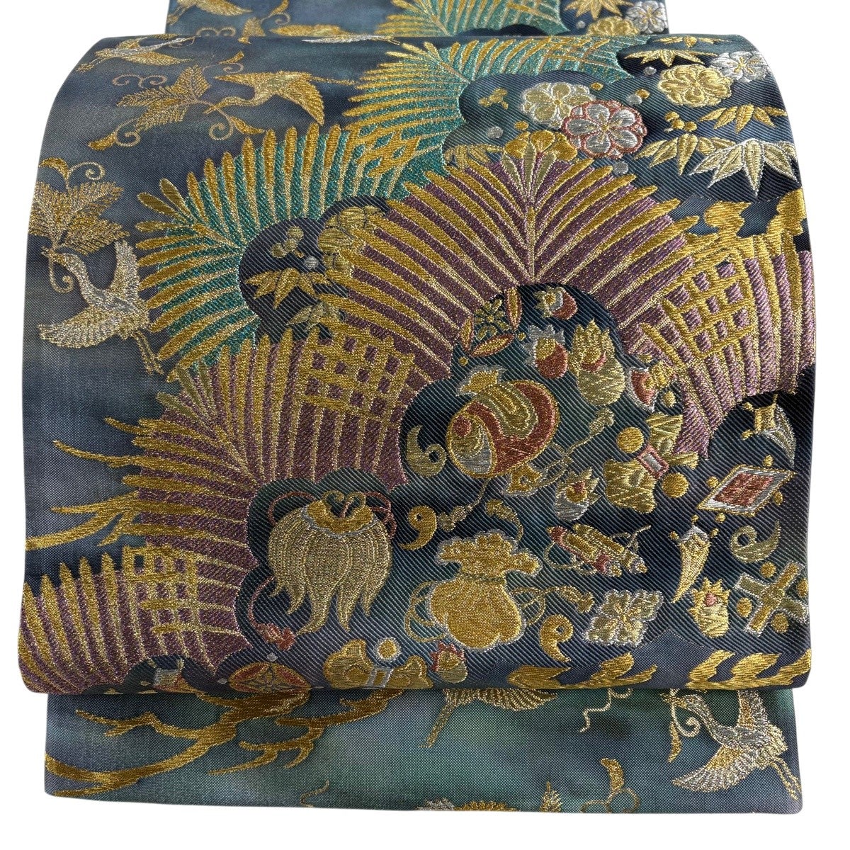 袋帯 松丸紋様 金糸銀糸 黒色ｘ金色ｘ多色 画竜点睛 六通柄 正絹 仕立て上がり 着物帯 【キモノオフ野々市若松店】 袋帯 松と菊に藤紋様 灰色x多色 金糸銀糸 六通柄 フォーマル向け