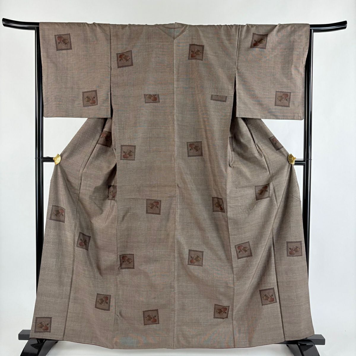 小紋 身丈161cm 裄丈67.5cm L 正絹 秀品 【中古】 美品】 小紋 身丈161.5cm 裄丈64.5cm 正絹 秀品 【中古】の通販 by