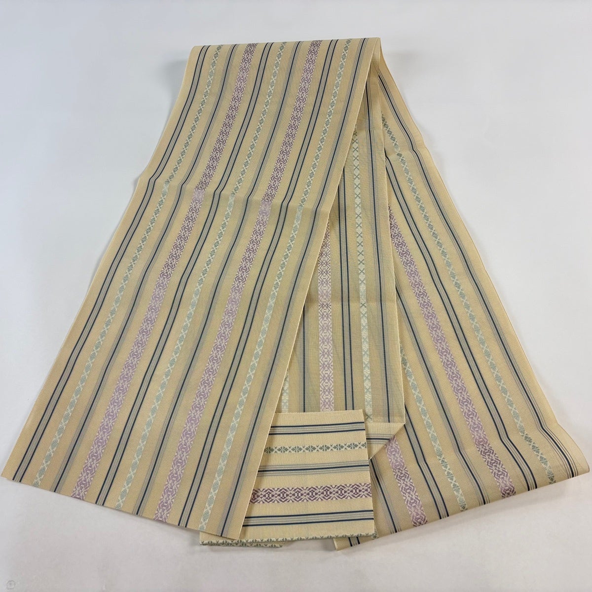 美品】 名古屋帯 逸品 やまと 八寸名古屋帯 松葉仕立て 夏帯 紗 独鈷柄