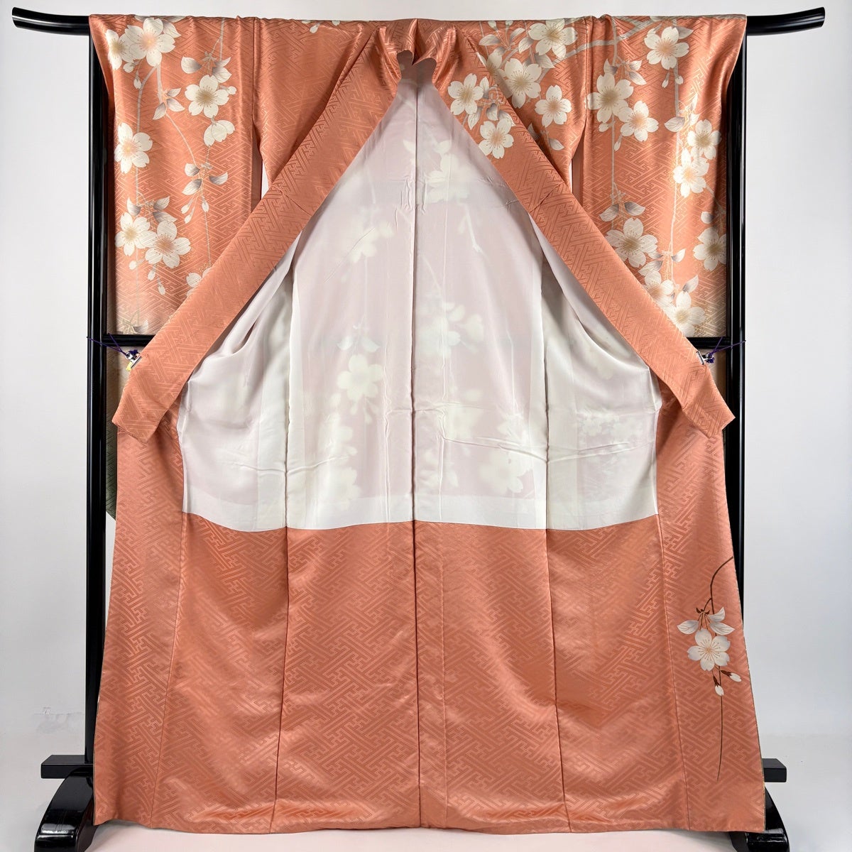 振袖 身丈169cm 裄丈67.5cm L 袷 牡丹 波 金糸 金彩 サーモンピンク