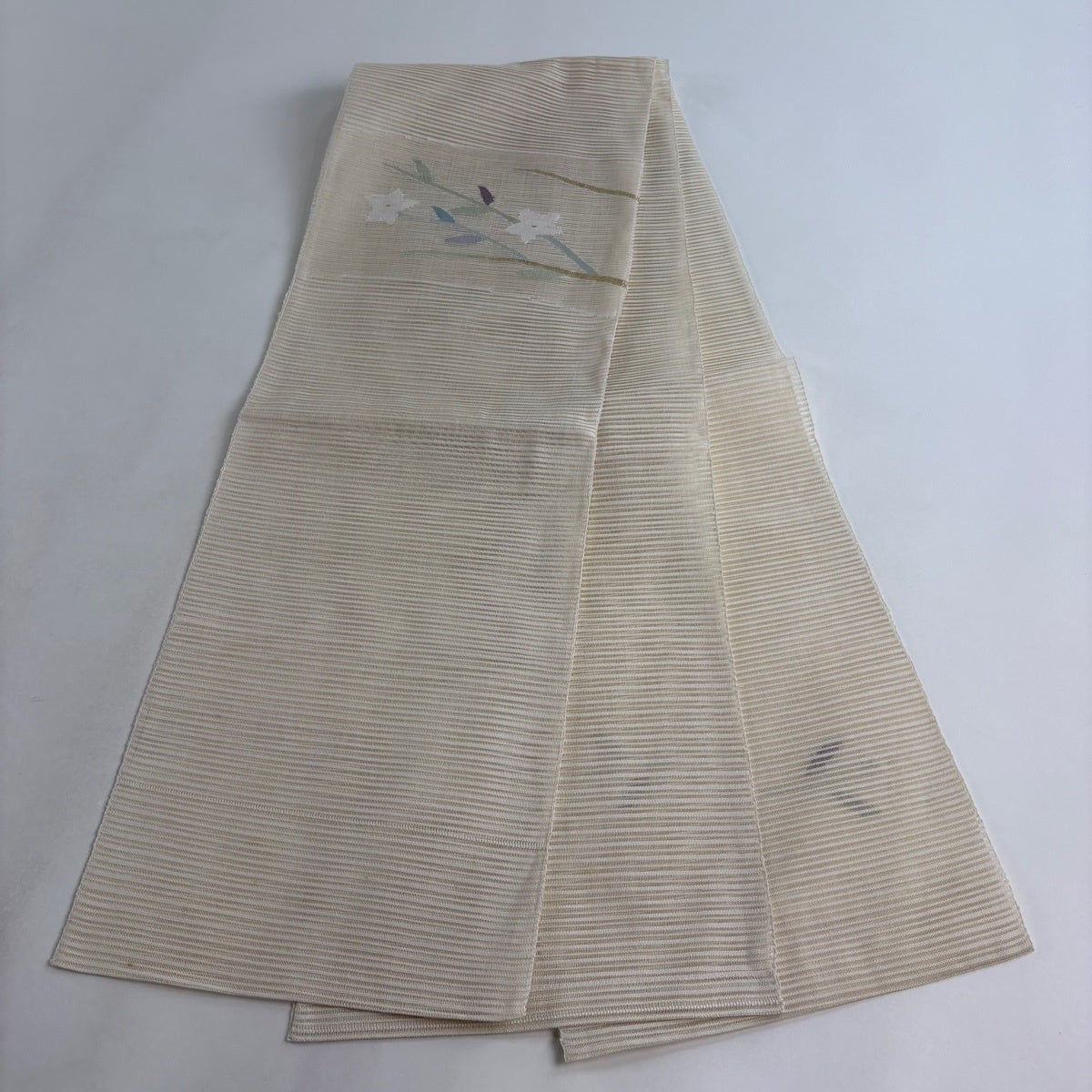 ❇︎ 夏帯 八寸名古屋帯 透け感 ベージュ 金銀ラメ　長尺　涼やか 上品 美品❇︎ 名古屋帯 秀品 夏帯 絽 八寸名古屋帯 草花 金糸 ベージュ 正絹｜中古