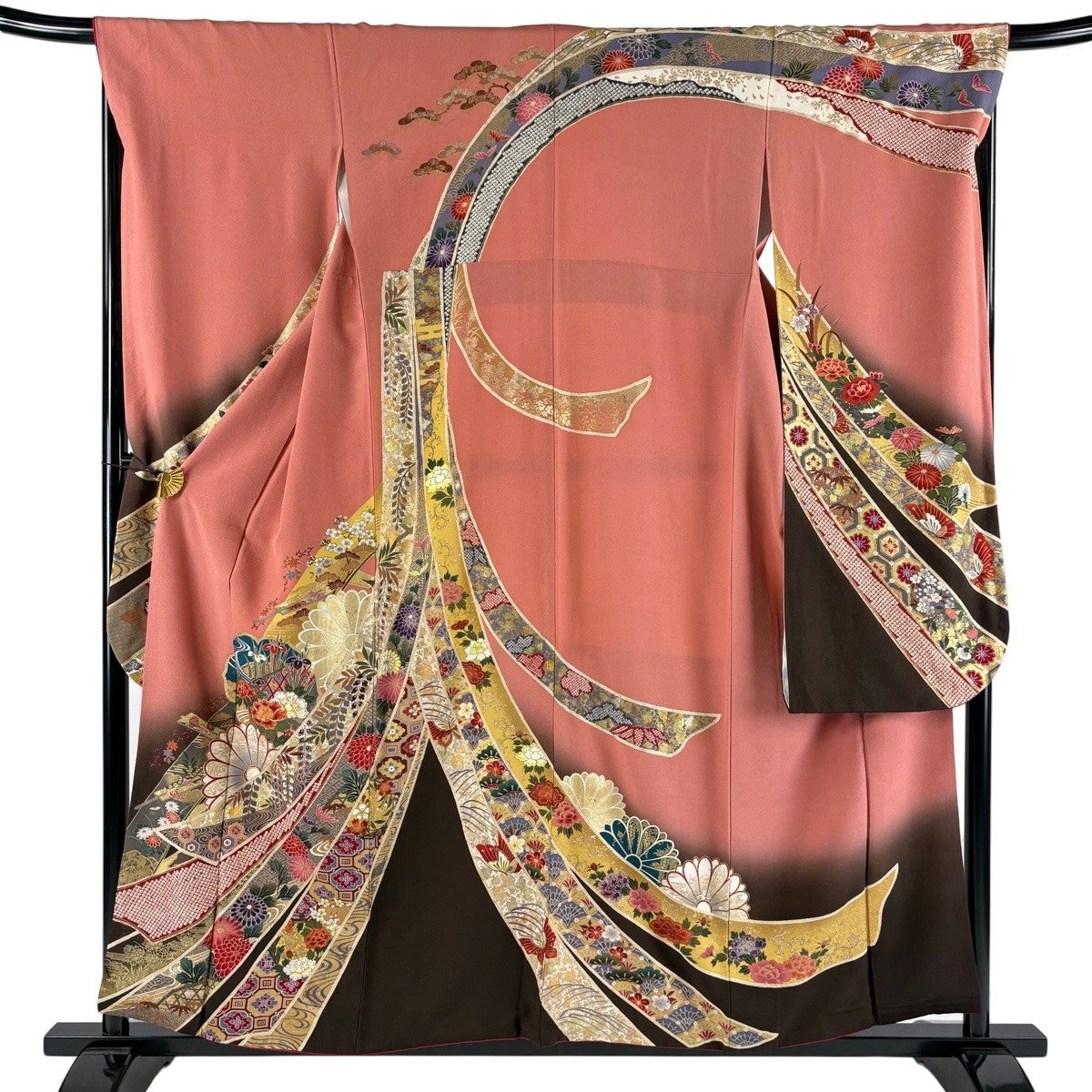 振袖 身丈157cm 裄丈67.5cm L 袷 熨斗 草花 金糸 金銀彩 ピンク 正絹
