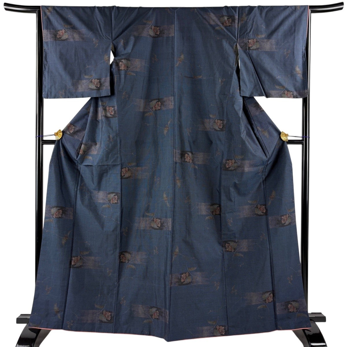 美品】 大島紬 身丈164.5cm 裄丈65.5cm M 袷 証紙あり 草花 霞 紺色