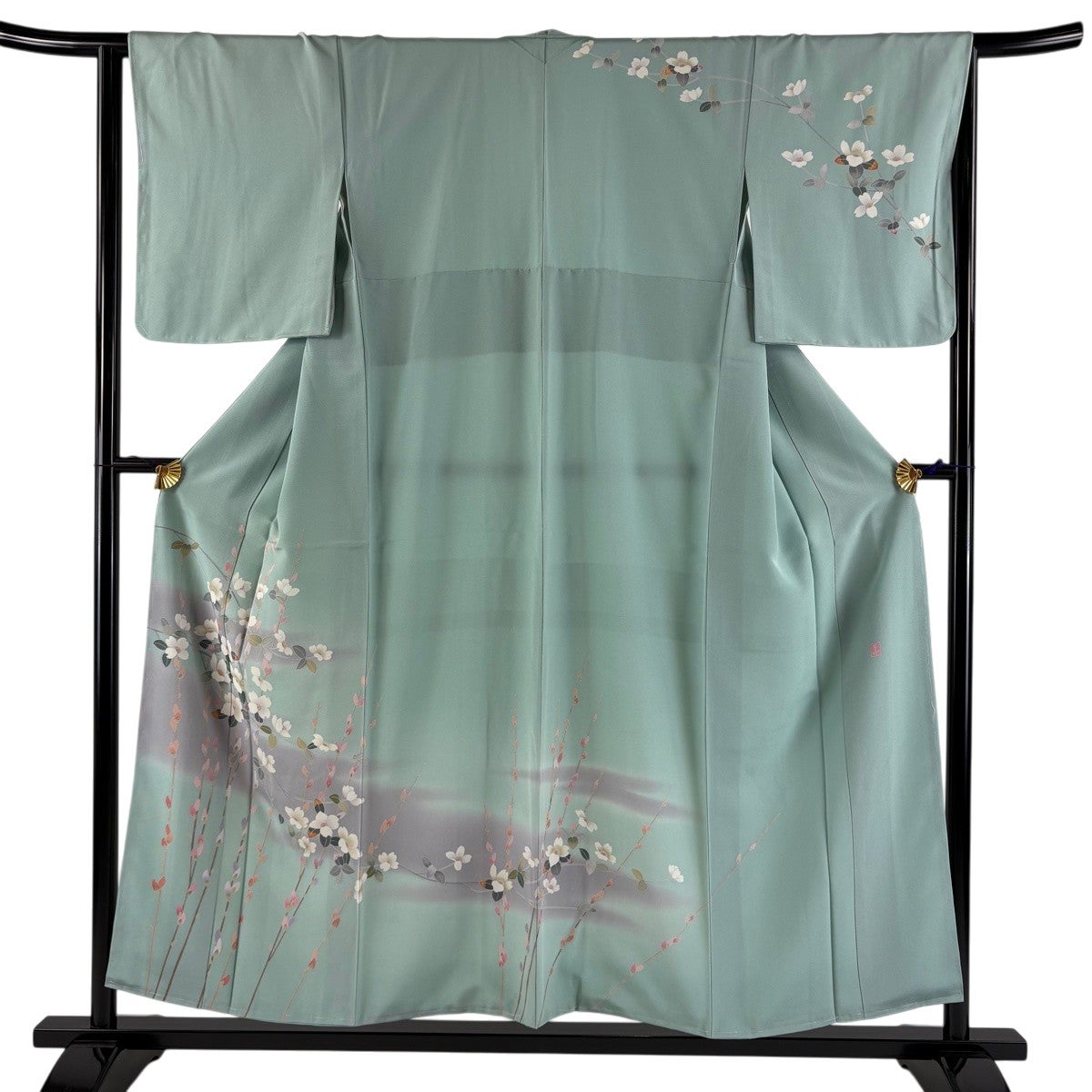 【美品】 訪問着 身丈154cm 裄丈65.5cm 正絹 逸品 【中古】 訪問着 身丈154cm 裄丈65cm M 袷 落款あり 枝花 霞 ぼかし 薄緑 正絹