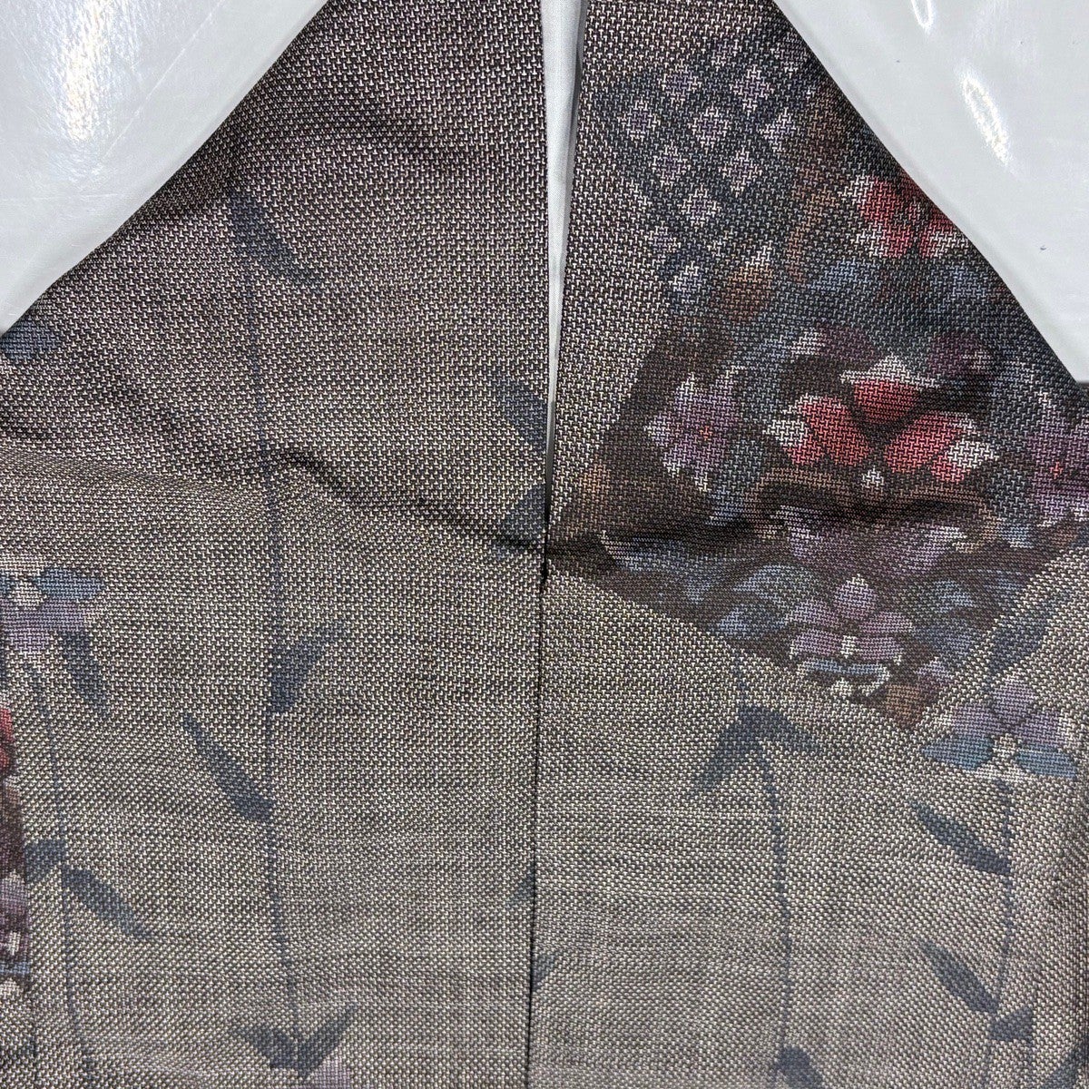美品】 紬 身丈166cm 裄丈66.5cm M 袷 色紙 草花 焦茶色 正絹 秀品