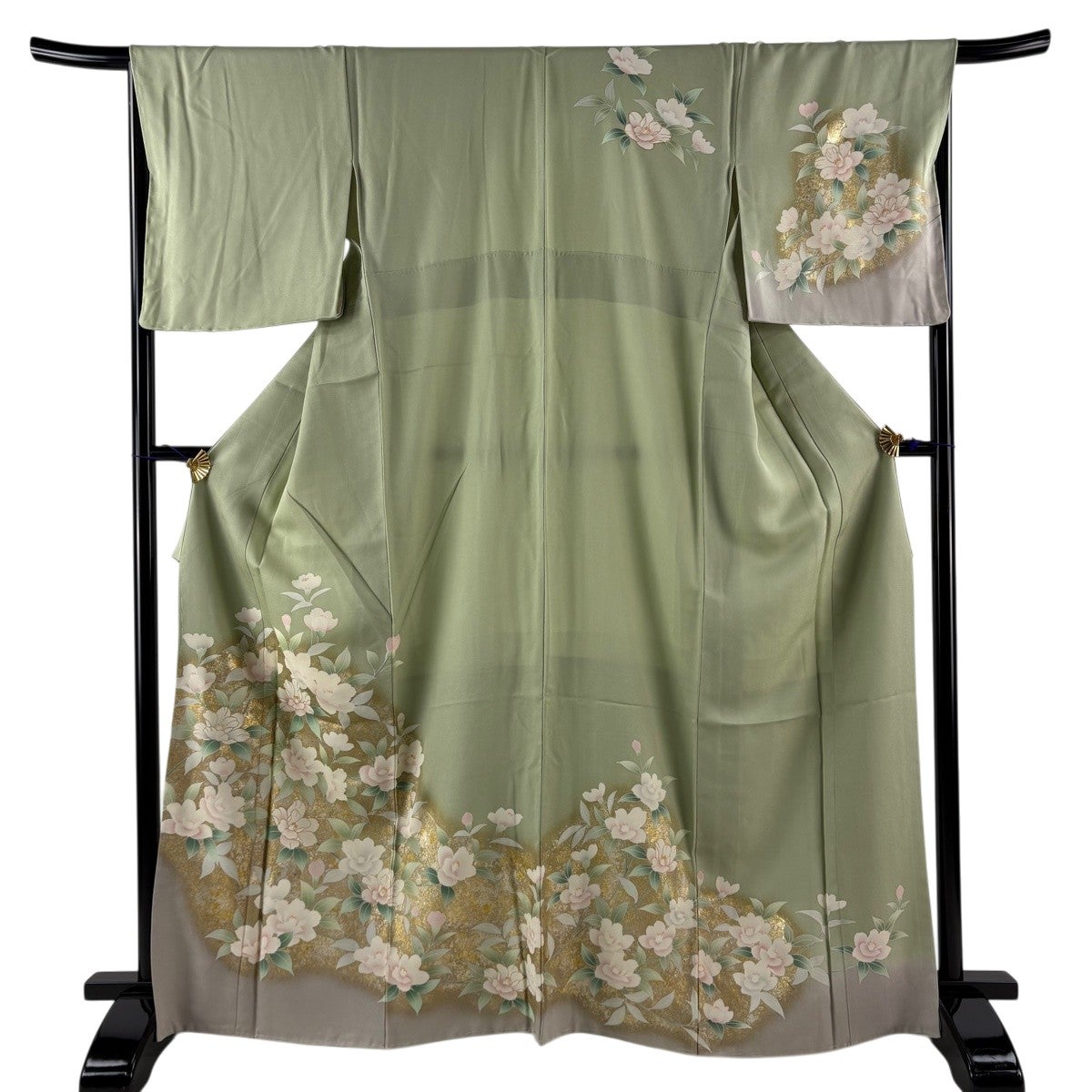 躾付き正絹汕頭刺繍金彩訪問着 美品　ベージュに松や花　エ霞　桧扇柄の金彩 美品】 訪問着 身丈167cm 裄丈66.5cm M 袷 草花 桧扇 金彩 染分け 薄緑