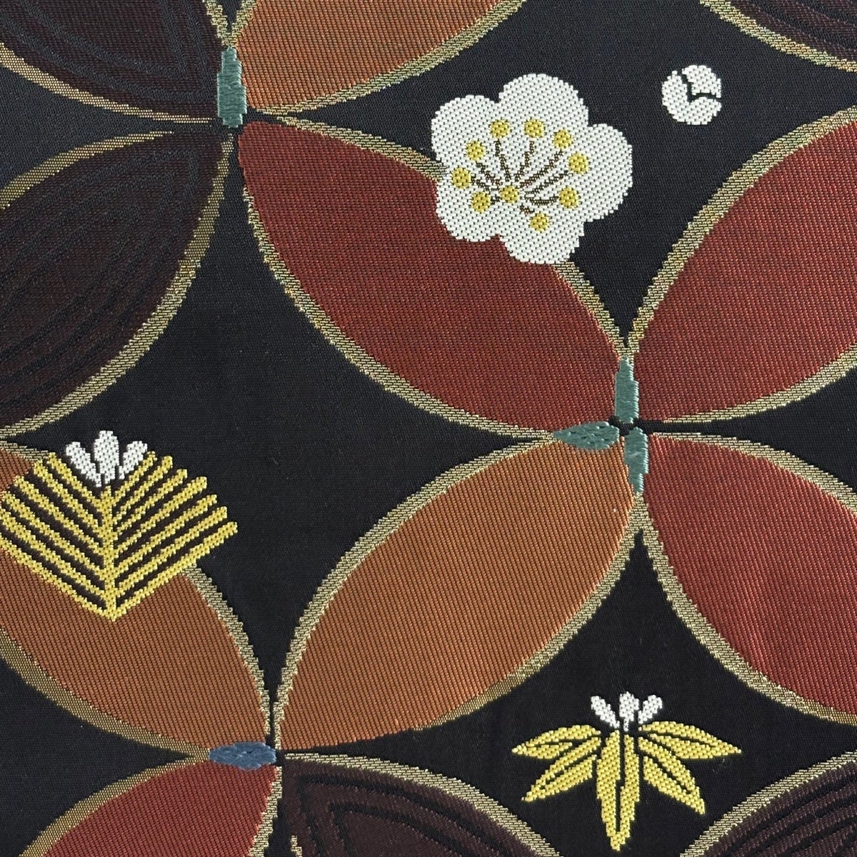 名古屋帯 逸品 川島織物 落款あり 七宝 松竹梅 金糸 箔 墨色 正絹