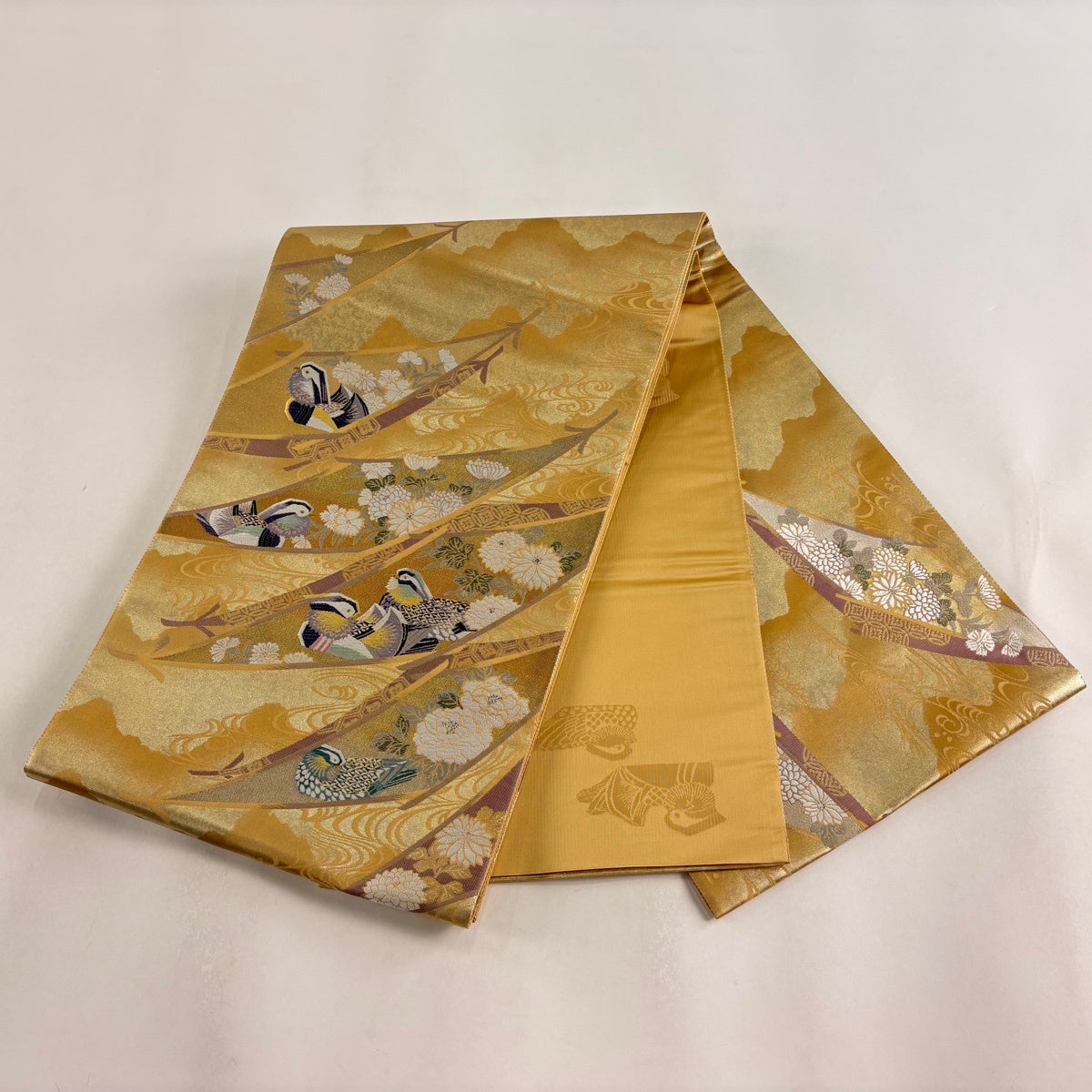 袋帯 逸品 人間国宝 羽田登喜男 落款あり 関西仕立て 鴛鴦 菊 金糸 箔