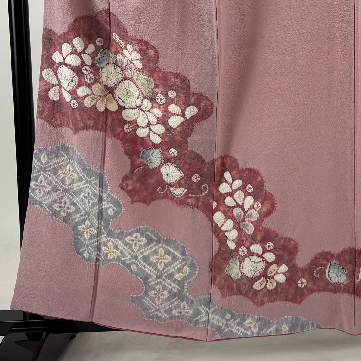 付下げ 身丈160.5cm 裄丈66.5cm M 袷 辻が花柄 雲文 絞り ピンク 正絹