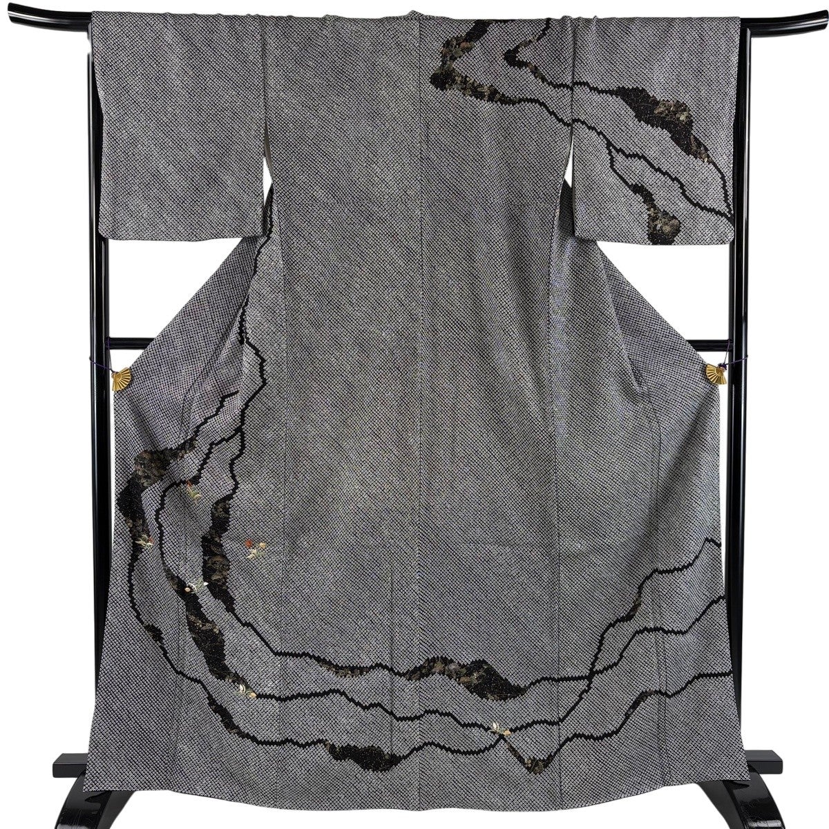 D159 夏着物　訪問着　縦縞　笹刺繍　黒地　紗　正絹　極美品 70%OFF 訪問着 身丈159.5cm 裄丈62cm S 袷 紬地 草花 笹 刺繍 黒 正絹