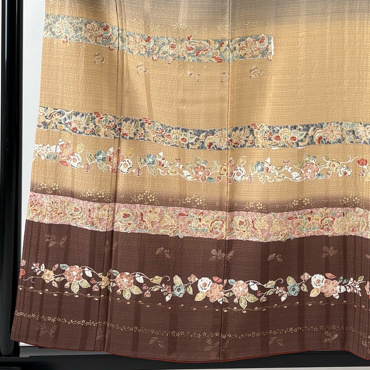 付下げ 身丈156.5cm 裄丈65cm M 袷 草花 縞 金彩 染め分け 灰色 正絹