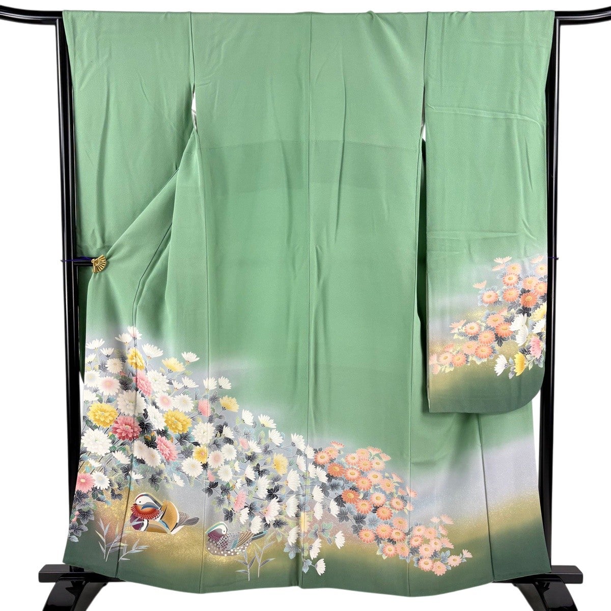 美品】 振袖 身丈163cm 裄丈64.5cm M 袷 桜 花びら 金彩 ぼかし 黒