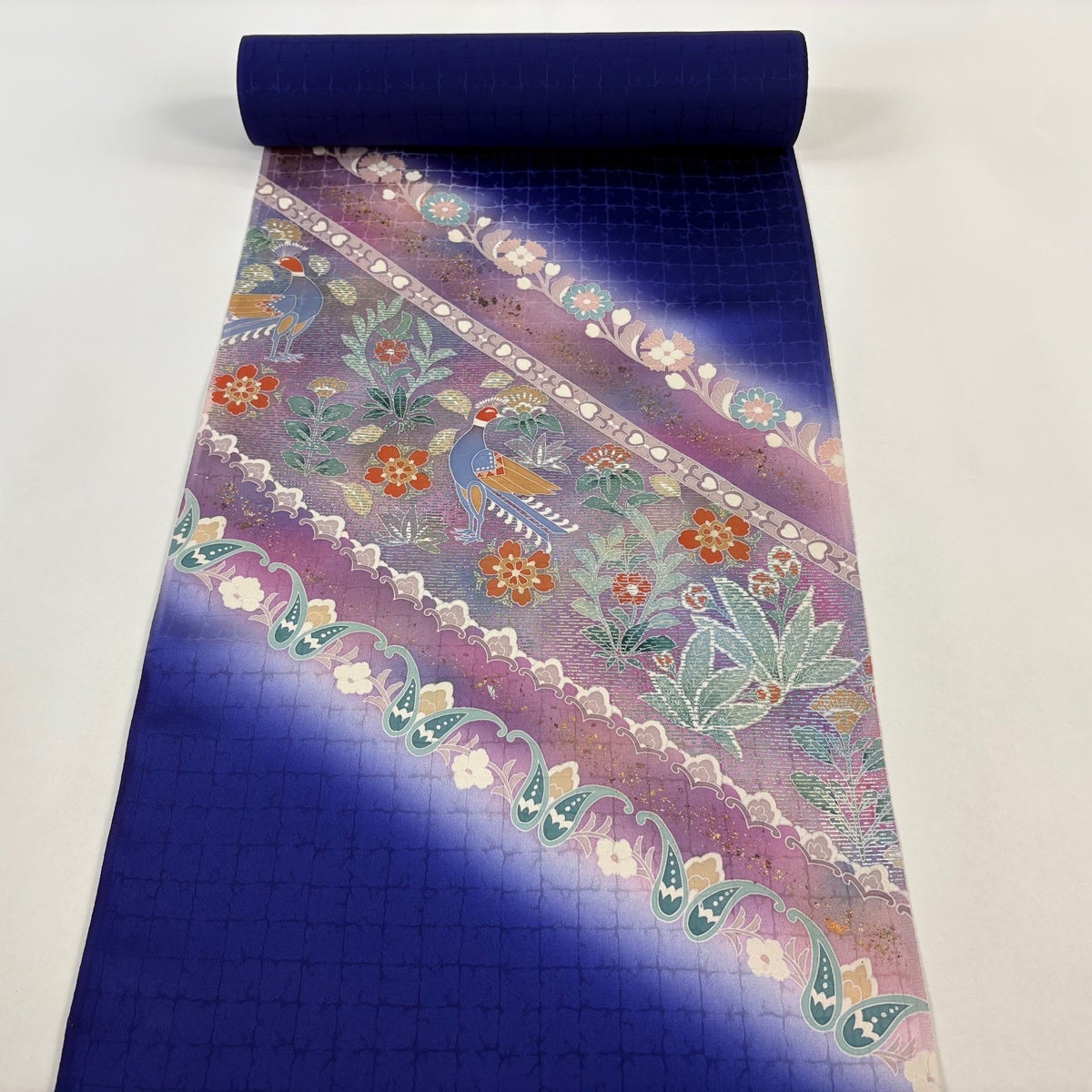 反物 秀品 草花 鳥 金銀彩 ぼかし 青紫 正絹｜中古・古着・リサイクル