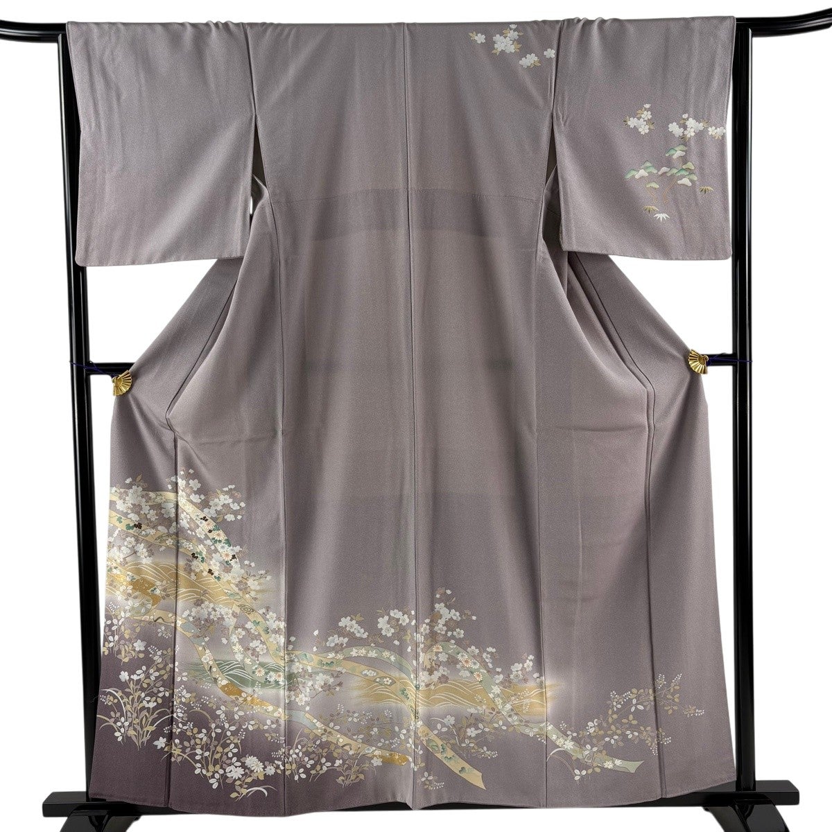 付下げ 身丈152cm 裄丈61cm 正絹 秀品 【中古】 付下げ 身丈157cm 裄丈66.5cm M 袷 枝垂れ桜 銀彩 黒 正絹 秀品｜中古