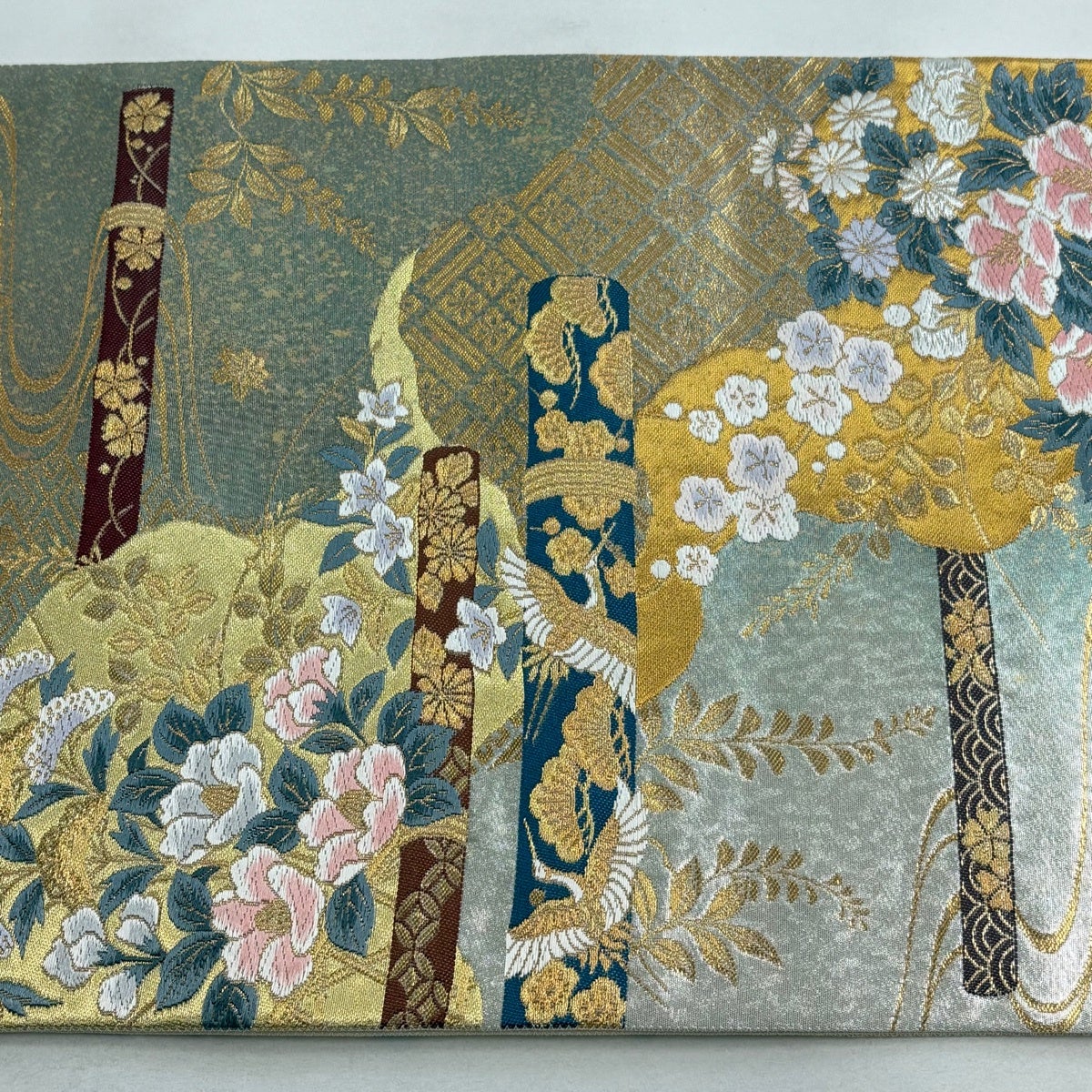 美品】 袋帯 秀品 花鳥 道長取 金糸 刺繍 銀色 六通 正絹｜中古・古着