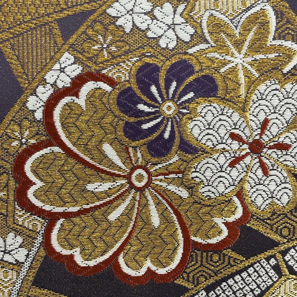 美品】 袋帯 秀品 桜 片輪車 金糸 刺繍 濃紫 六通 正絹｜中古・古着