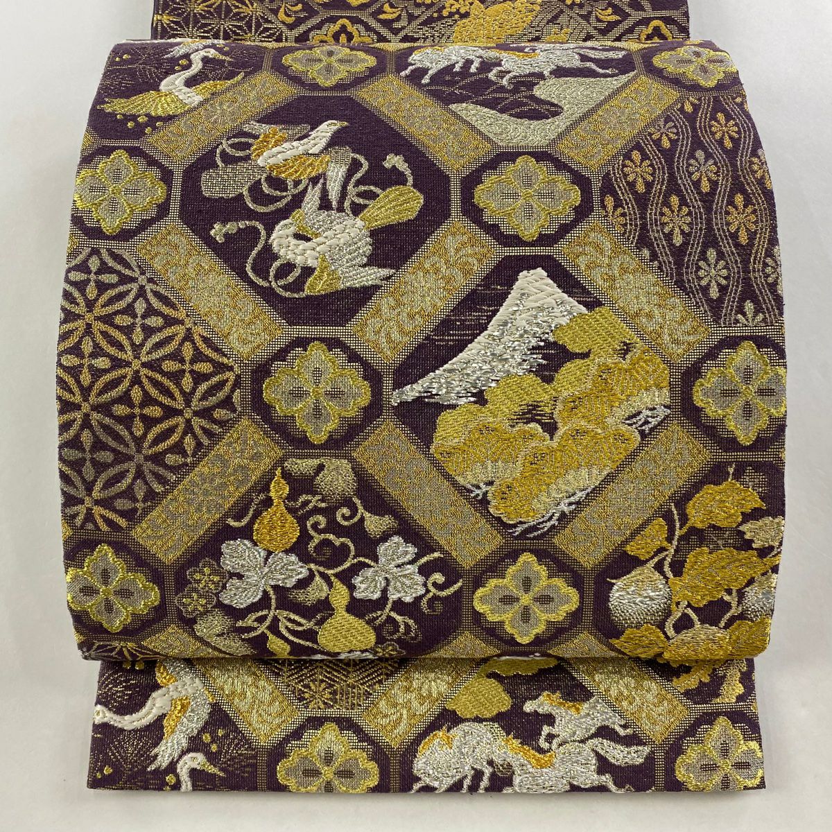 美品】 袋帯 逸品 誉田屋源兵衛 落款あり 蜀江文 松 金銀糸 箔 濃紫
