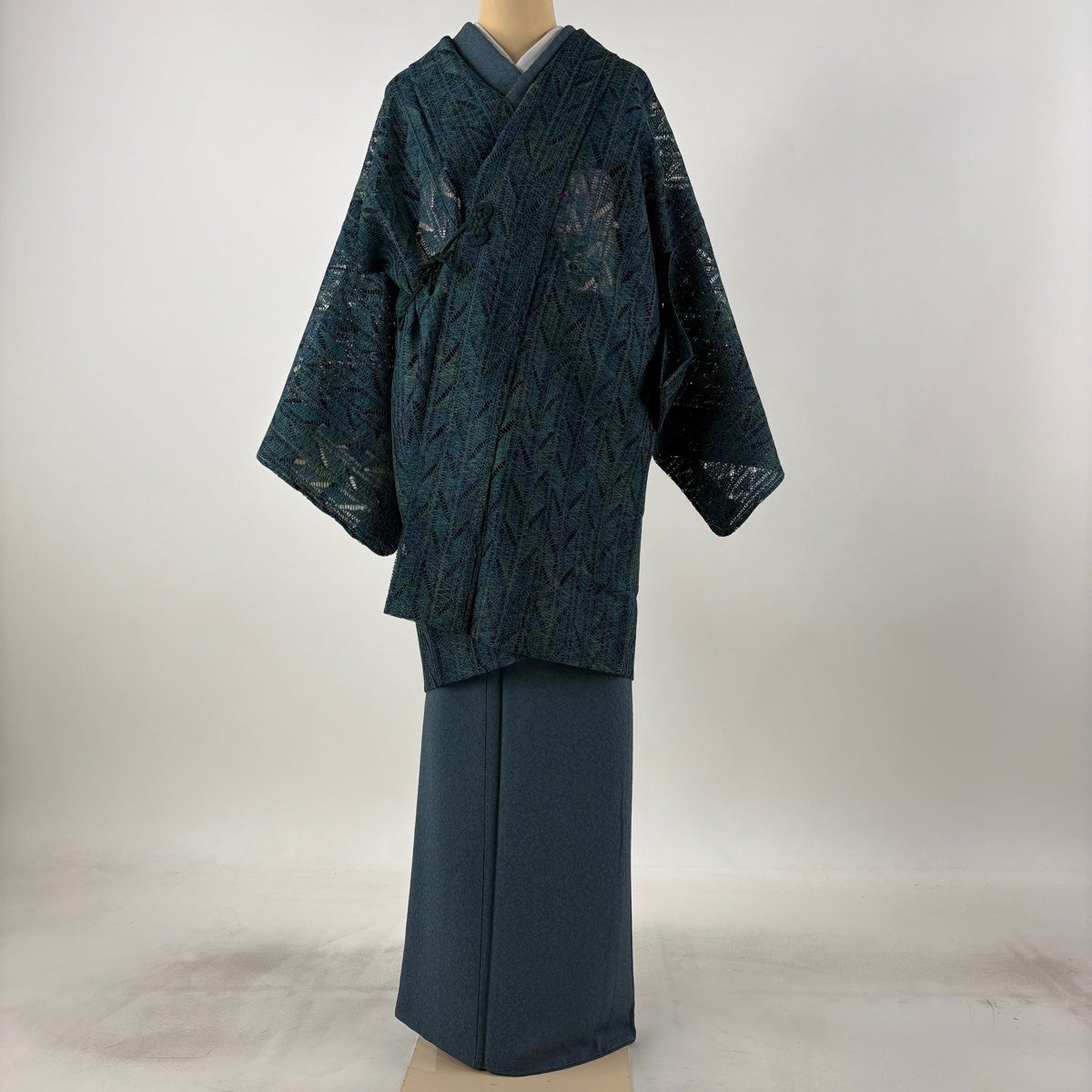 美品】 道行 身丈83.5cm 裄丈64cm M 和装コート 角衿 幾何学 ぼかし