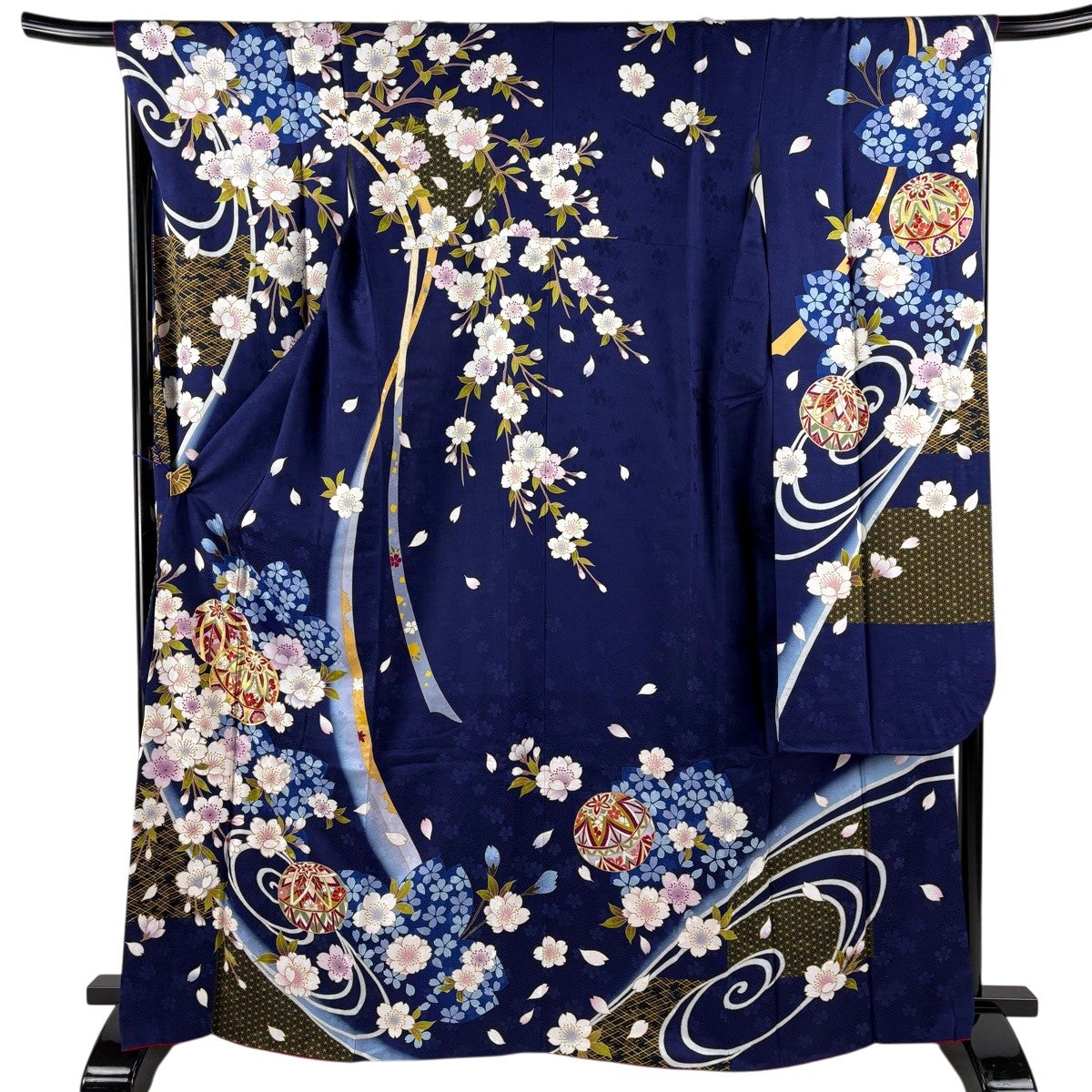 美品】 振袖 身丈166.5cm 裄丈68.5cm L 袷 手鞠 桜 金糸 金彩 紺色