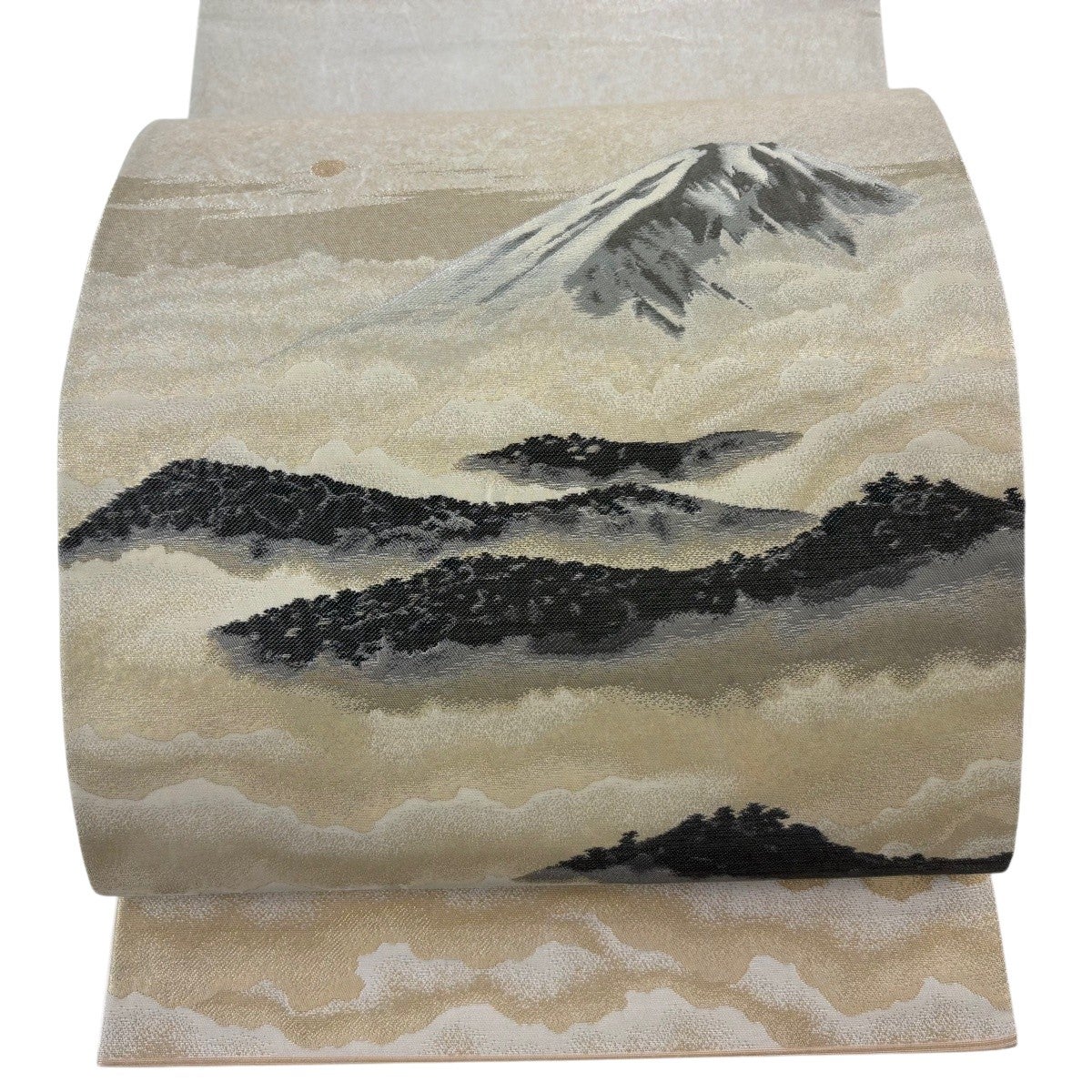 袋帯 名品 じゅらく 落款あり 横山大観 山 雲海 薄茶色 お太鼓柄 正絹