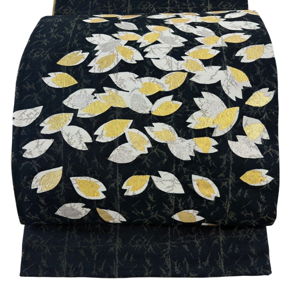 ［お太鼓柄］袋帯　新品未使用品　刺繍　462cm O-925 袋帯 名品 姫 桜 金彩 紫 お太鼓柄 正絹 【中古】 袋帯 お太鼓柄 正絹 枝花