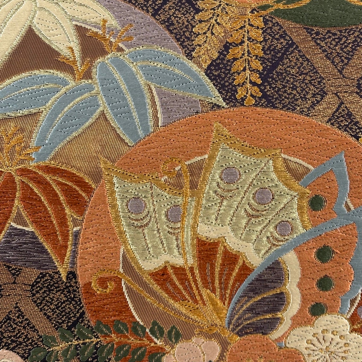 袋帯 秀品 振袖向き 松竹梅 蝶 金糸 唐織 濃紫 六通 正絹｜中古・古着