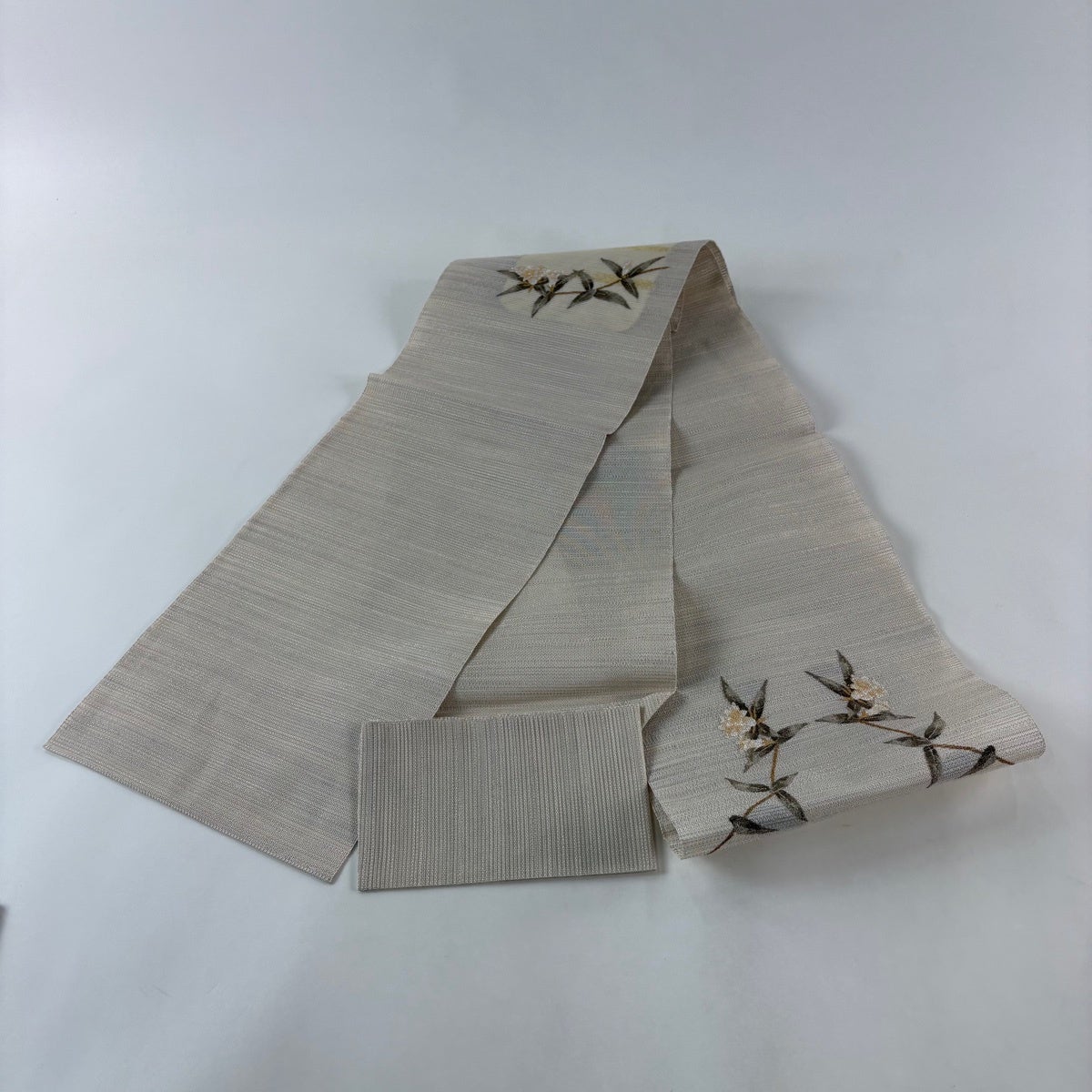美品】 名古屋帯 秀品 夏帯 八寸名古屋帯 松葉仕立て 枝花 霞 金銀糸